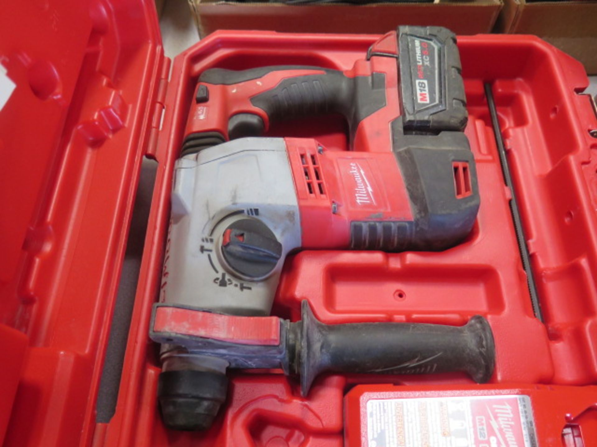 Milwaukee 18 Volt Rotary Hammer (SOLD AS-IS - NO WARRANTY) - Image 4 of 5