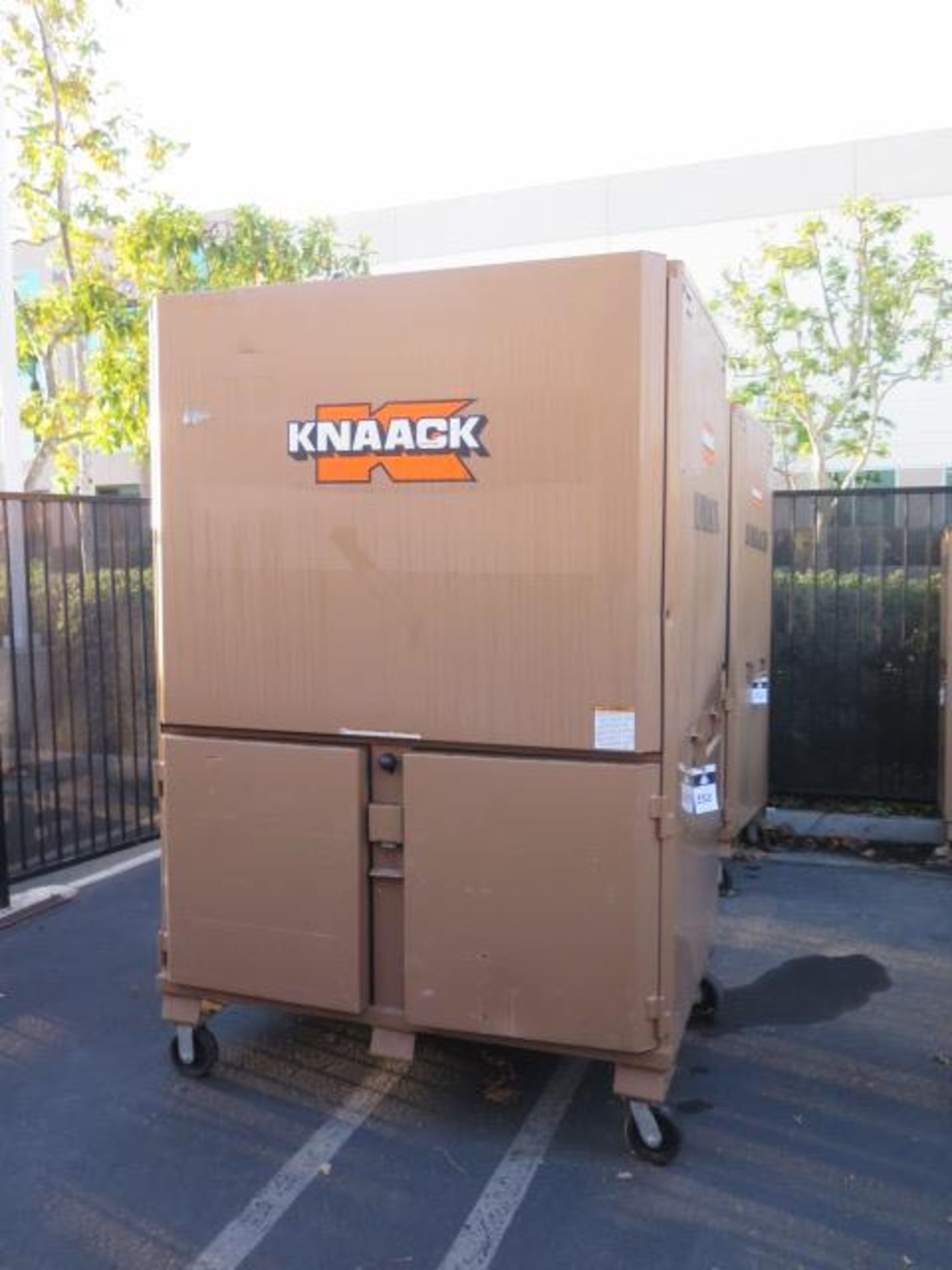 Knaack 109 Jobmaster Rolling Job Box (SOLD AS-IS - NO WARRANTY)