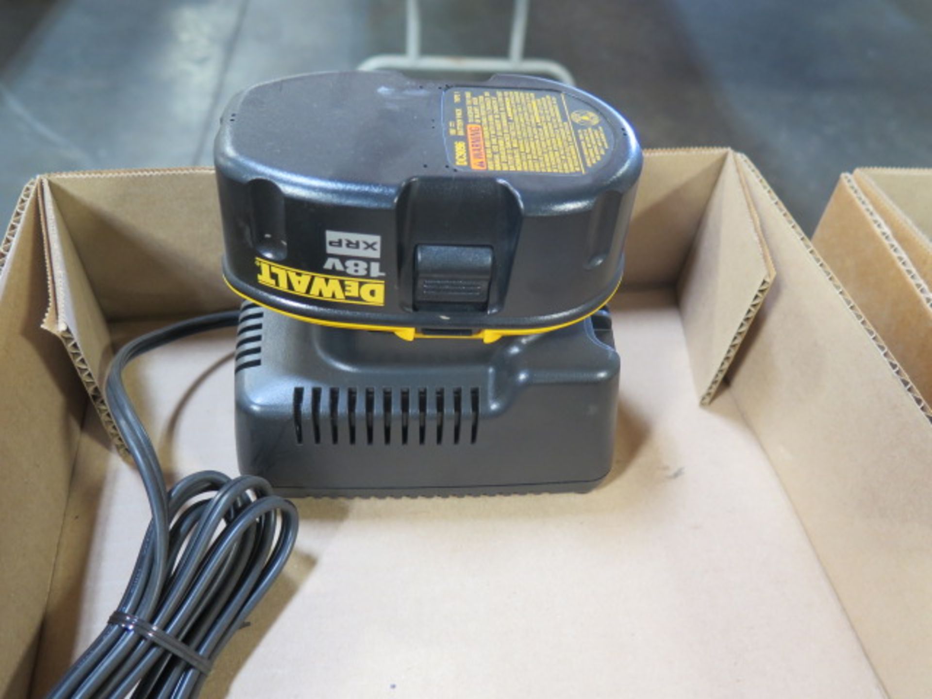 DeWalt 18 Volt Hammer Drill w/ Charger (SOLD AS-IS - NO WARRANTY) - Image 5 of 6