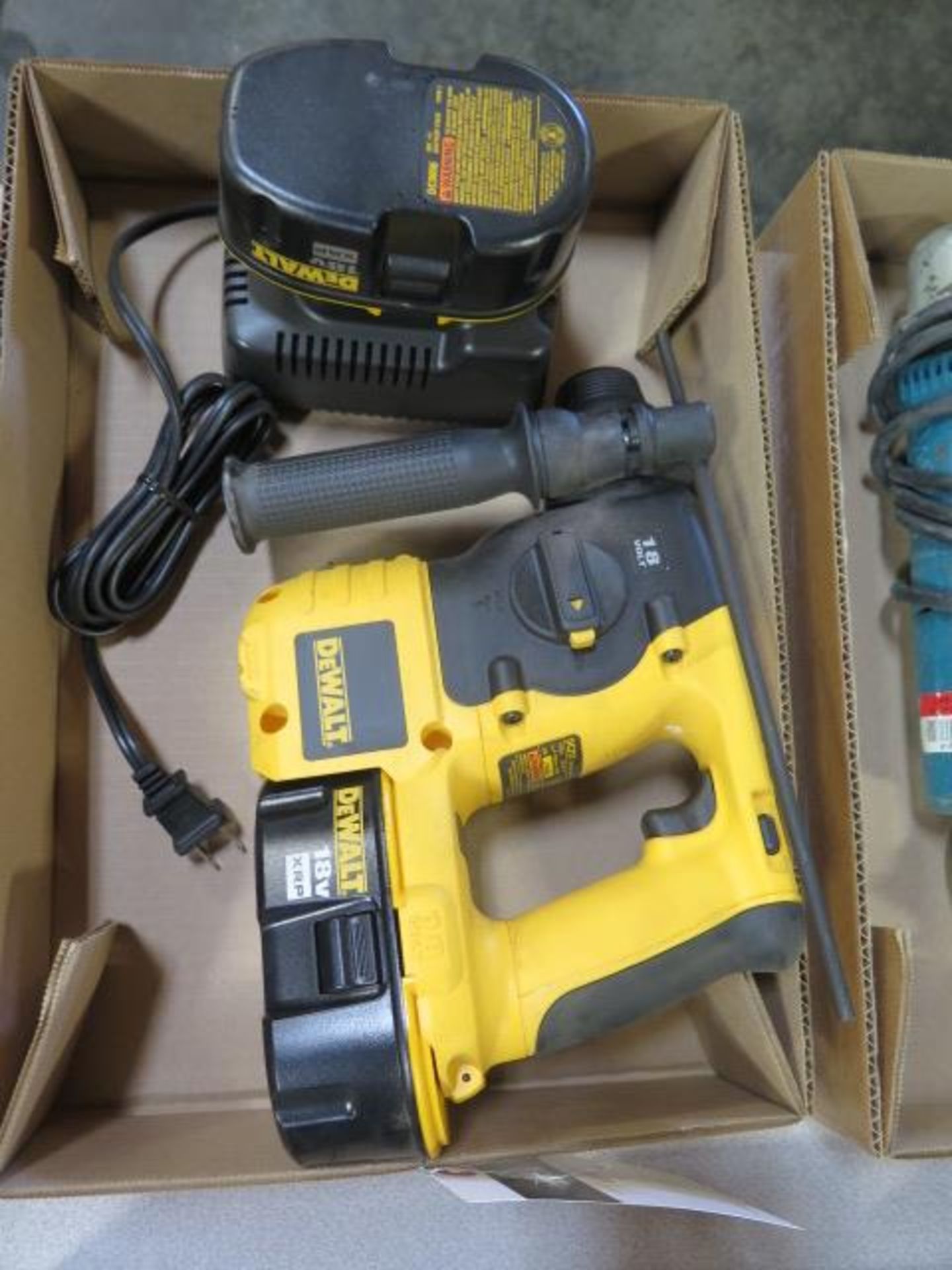 DeWalt 18 Volt Hammer Drill w/ Charger (SOLD AS-IS - NO WARRANTY) - Image 2 of 6