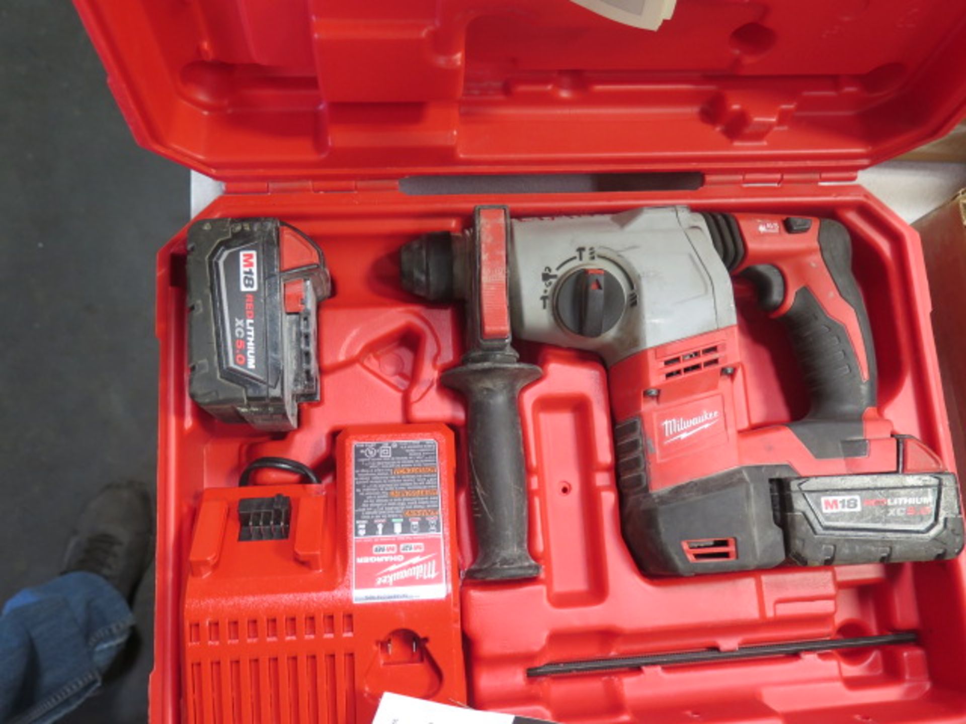 Milwaukee 18 Volt Rotary Hammer (SOLD AS-IS - NO WARRANTY) - Image 2 of 5