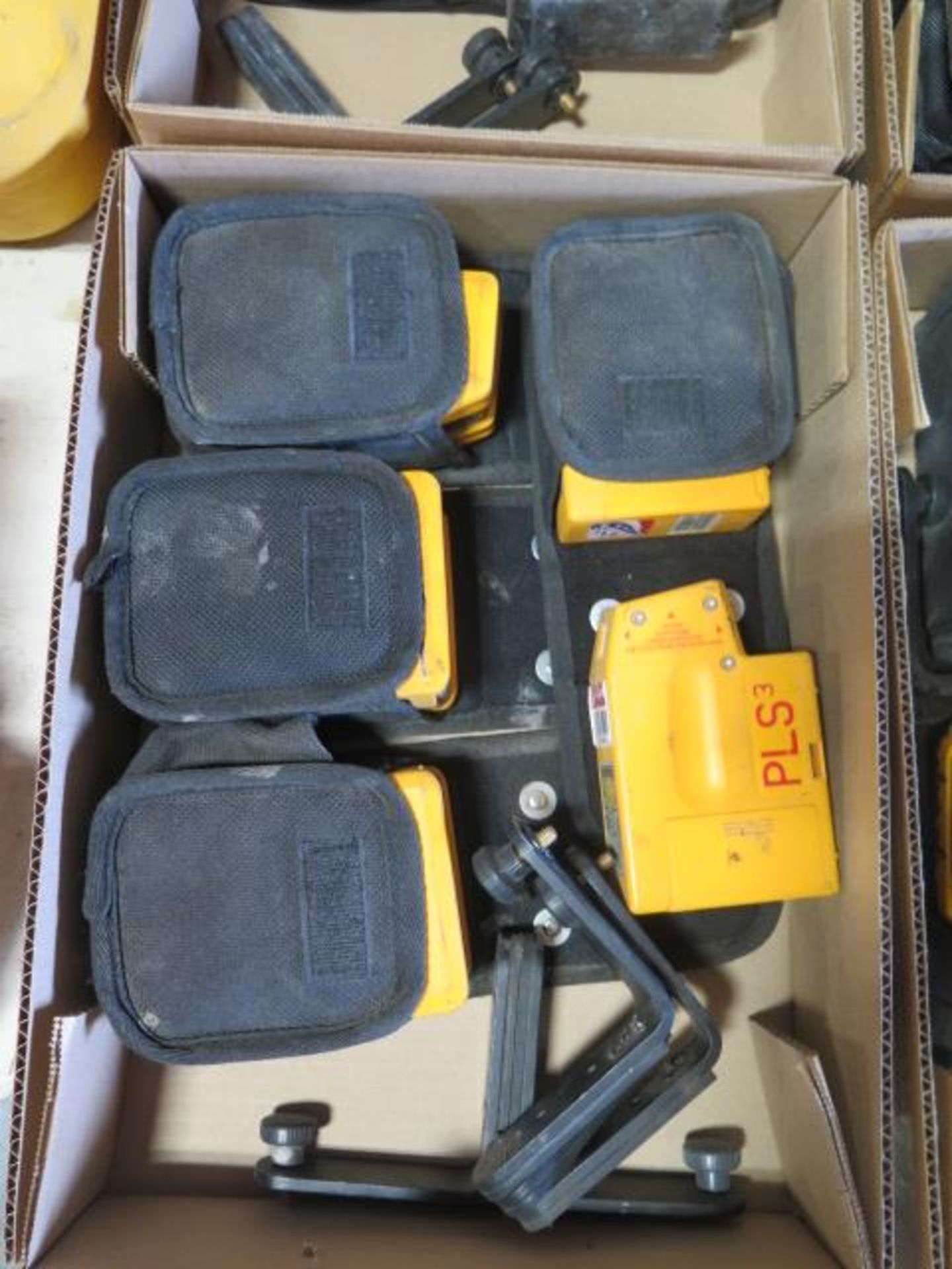 Fluke PLS 3 3-Point Laser Levels (5) (SOLD AS-IS - NO WARRANTY) - Image 2 of 5