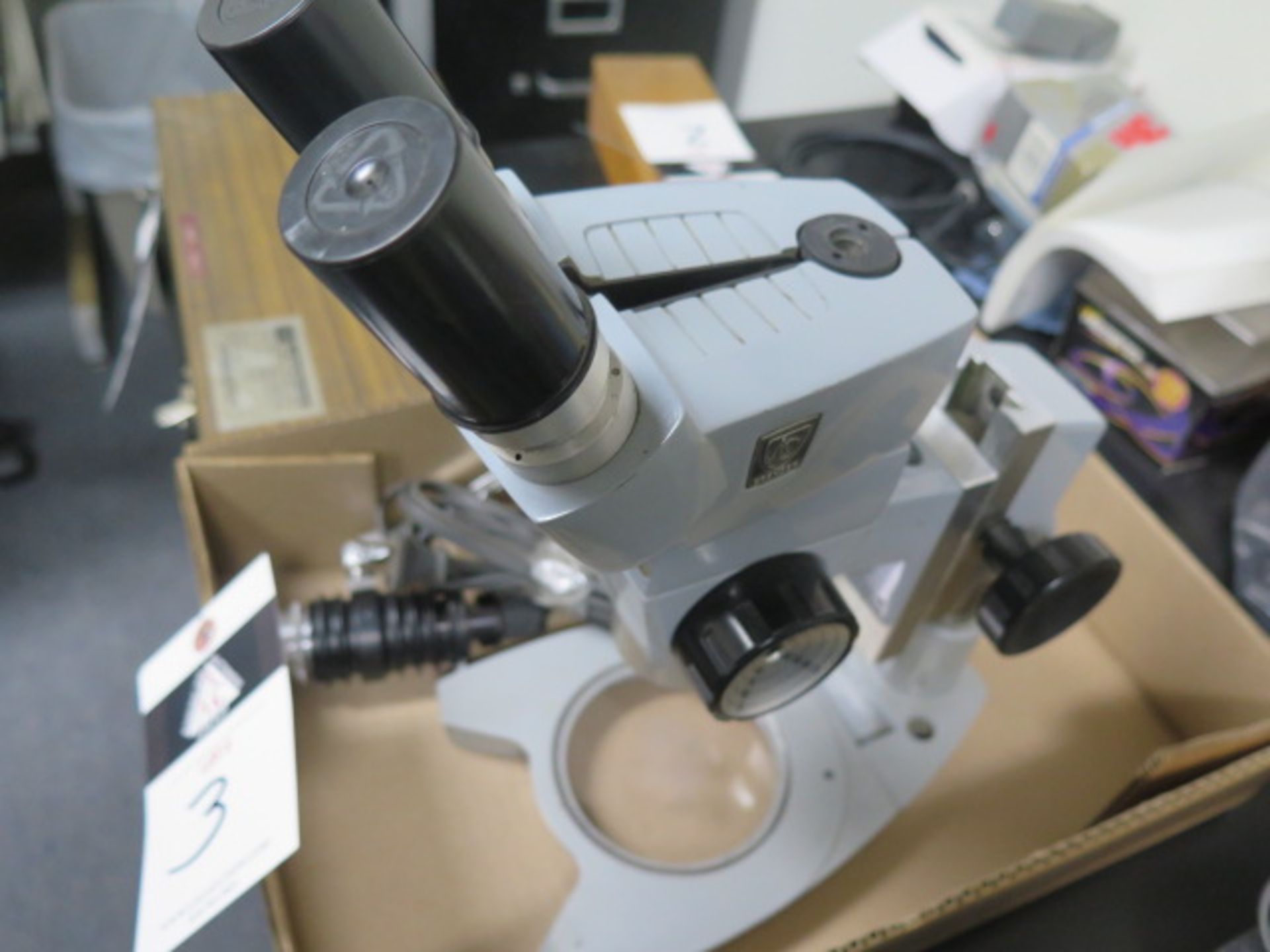 AO Stereo Microscope w/ Light Source (SOLD AS-IS - NO WARRANTY) - Image 3 of 6