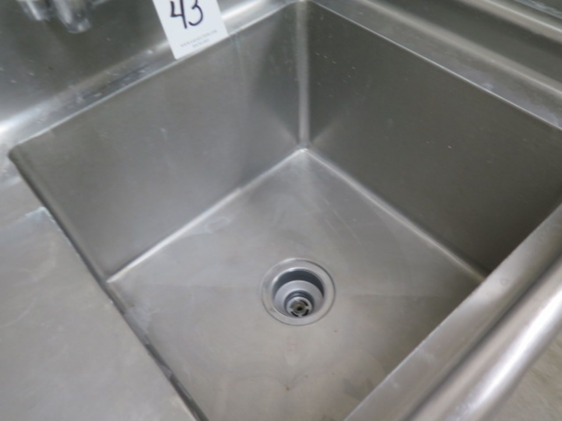 Single Compartment Stainless Steel Sink (SOLD AS-IS - NO WARRANTY) - Image 3 of 4