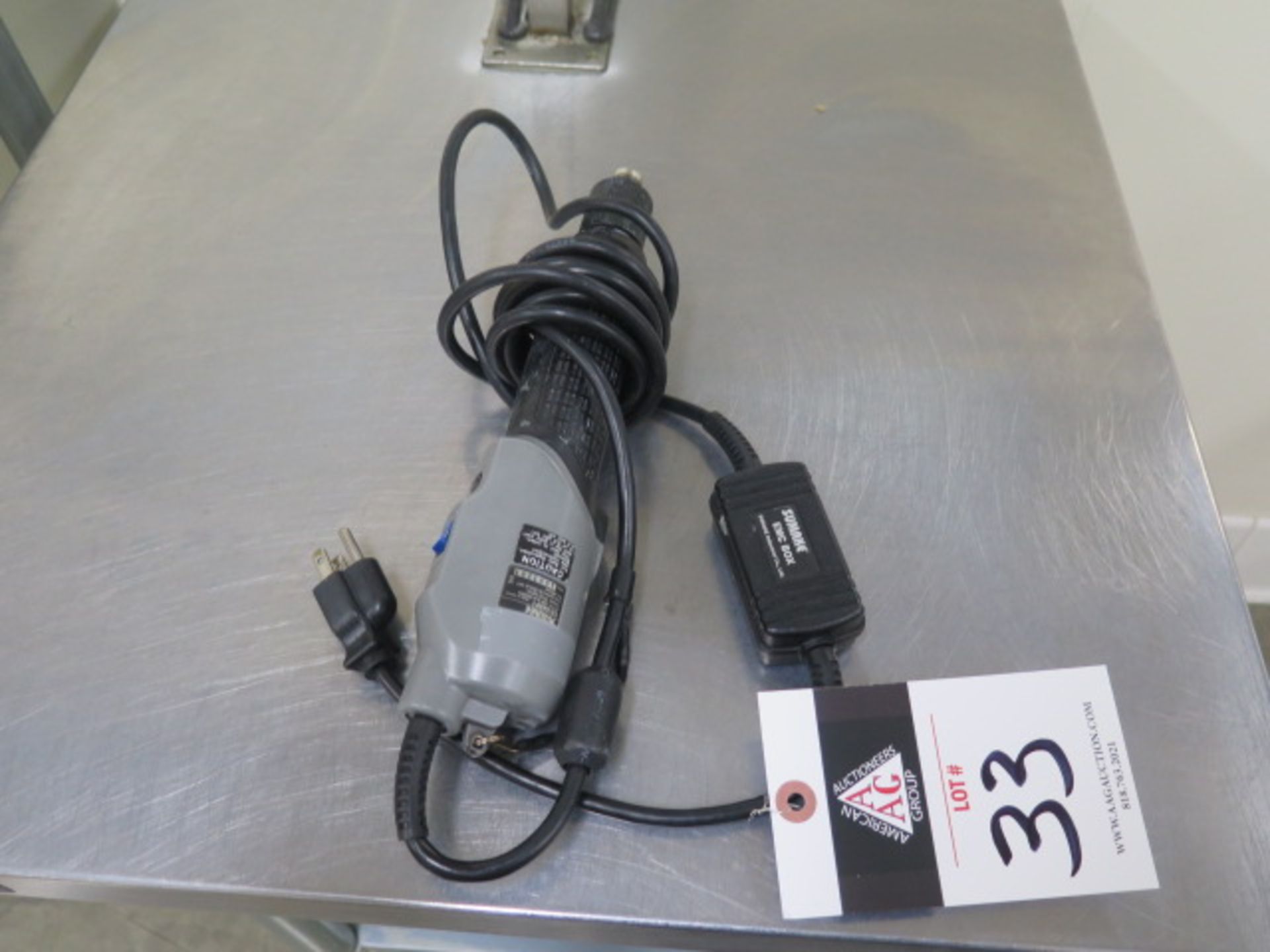 Sumake mdl. ED-645P1 Manual Capper (SOLD AS-IS - NO WARRANTY)