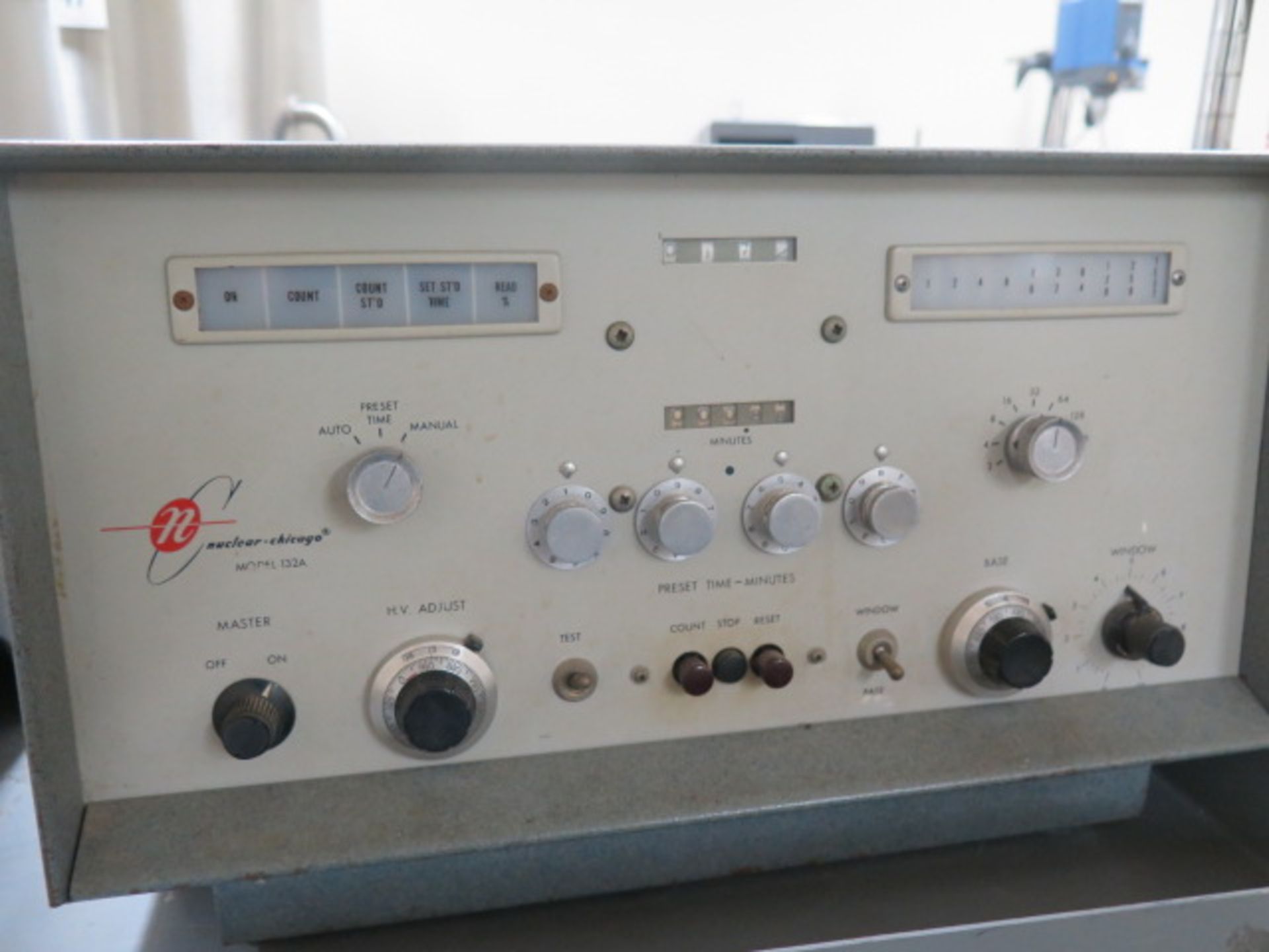 Nuclear-Chicago mdl. 132A Radiation Tester for Blood Analysis (SOLD AS-IS - NO WARRANTY) - Image 8 of 10