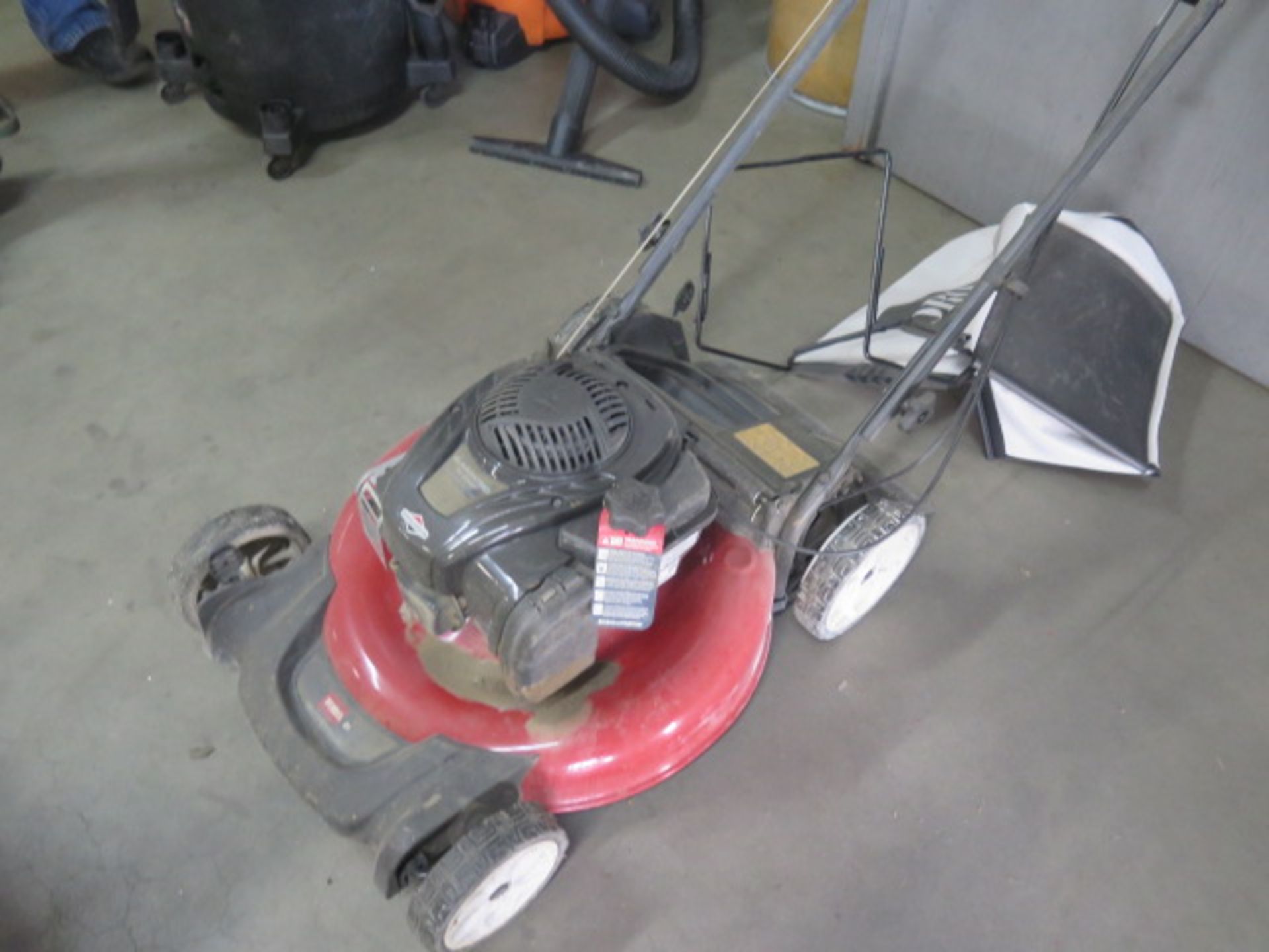 Toro Gas Powered Lawn Mower (SOLD AS-IS - NO WARRANTY) - Image 3 of 4