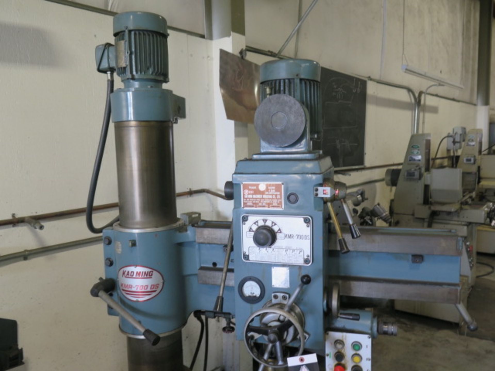 YCI Supermax KMR-700DS 8" Column x 22" Radial Arm Drill s/n 15495 w/ 88-1500 RPM, SOLD AS IS - Image 3 of 13