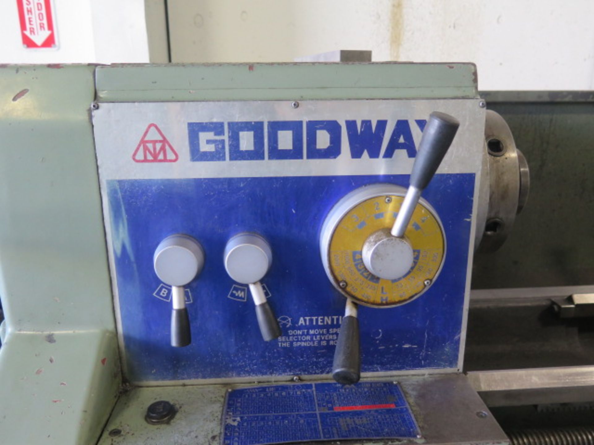 Goodway GW-1660 16" x 60" Geared Head Gap Bed Lathe w/ 33-2000 RPM, Inch/mm Threading, SOLD AS IS - Image 5 of 12