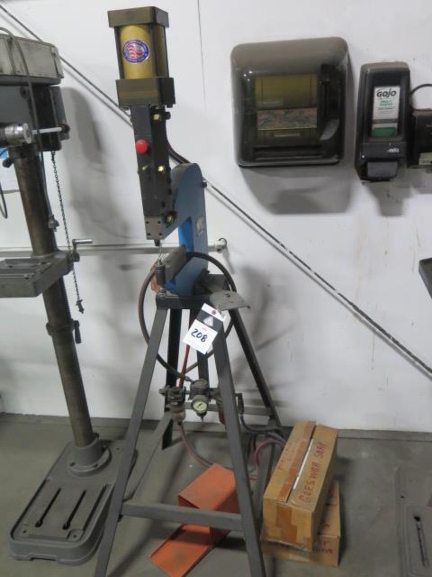 General Pneumatics mdl. 8000CSA Pneumatic Hardware Insertion Press s/n 0602 w/ 10" Throat SOLD AS IS - Image 2 of 7