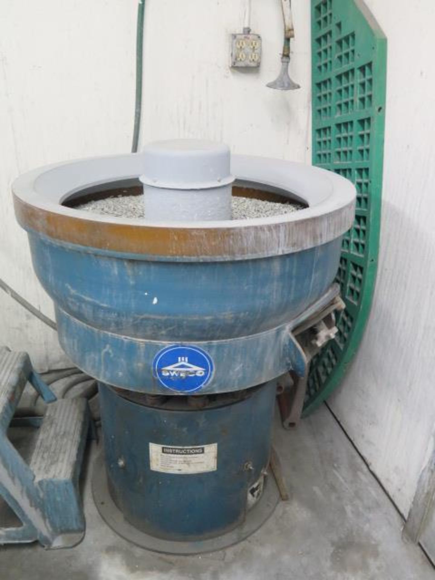 Sweco FM-3C "Vibro Energy Finishing Mill" Media Tumbler s/n 503793-4395 (SOLD AS-IS - NO WARRANTY)