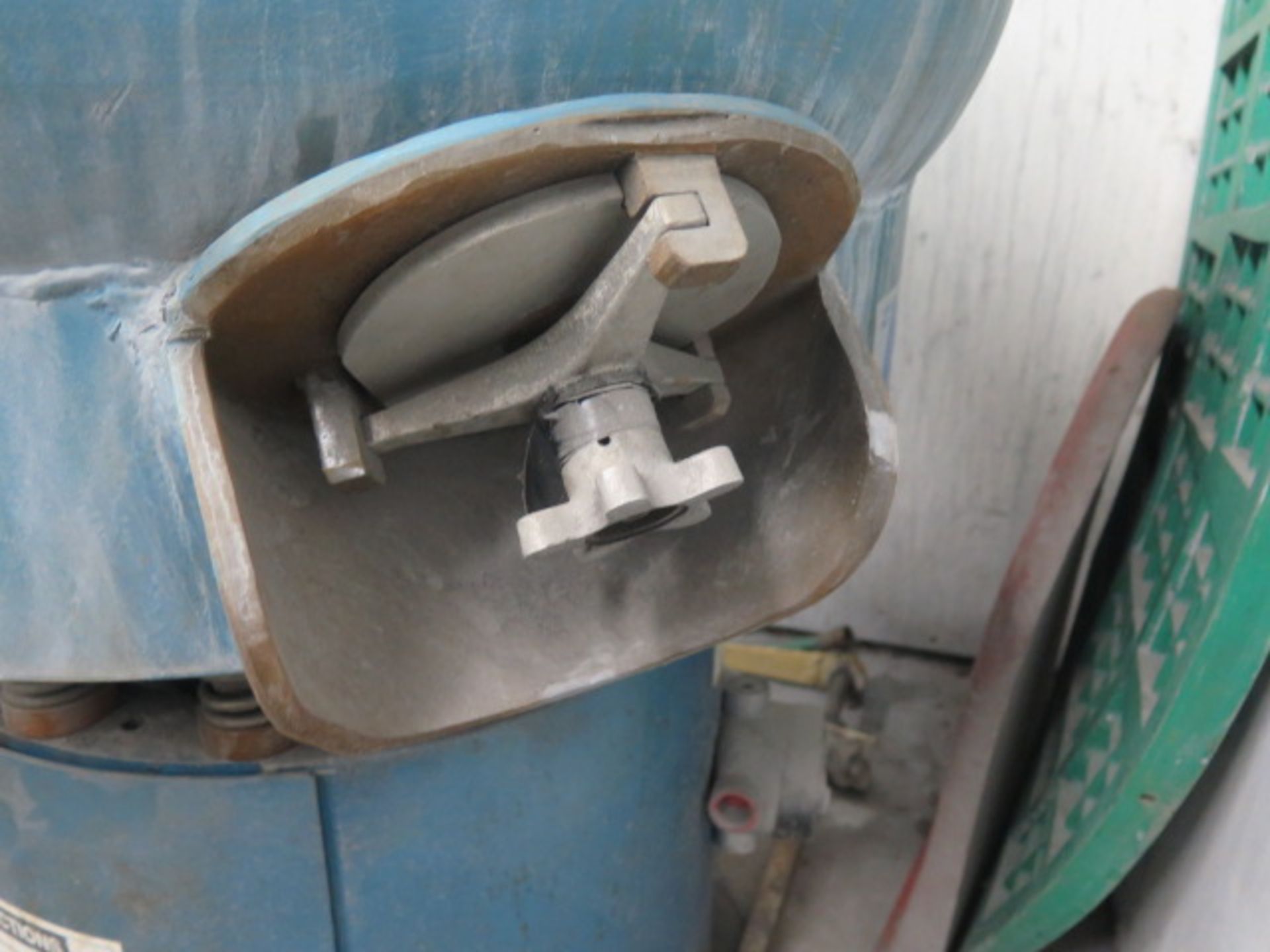 Sweco FM-3C "Vibro Energy Finishing Mill" Media Tumbler s/n 503793-4395 (SOLD AS-IS - NO WARRANTY) - Image 7 of 8