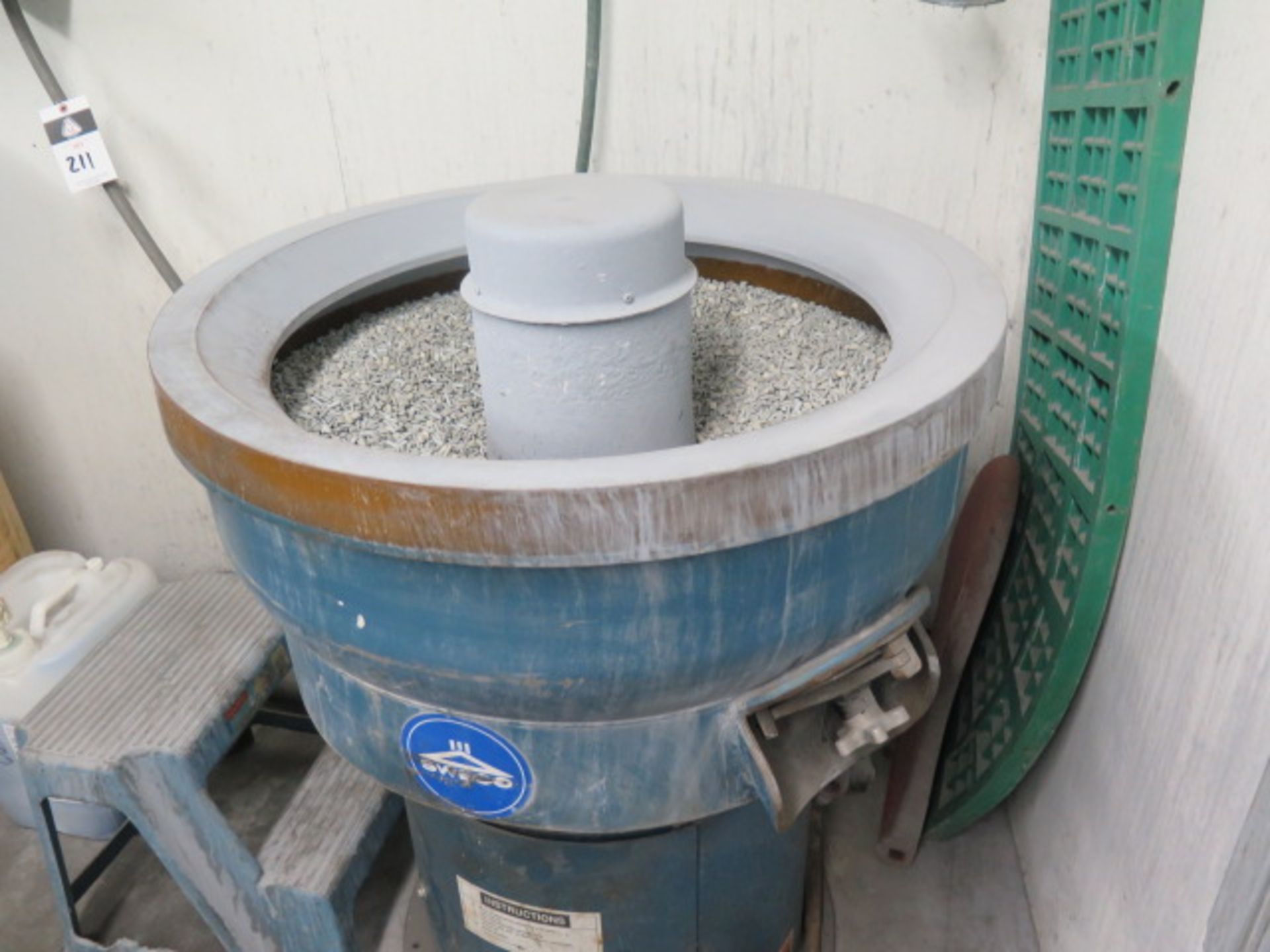 Sweco FM-3C "Vibro Energy Finishing Mill" Media Tumbler s/n 503793-4395 (SOLD AS-IS - NO WARRANTY) - Image 2 of 8
