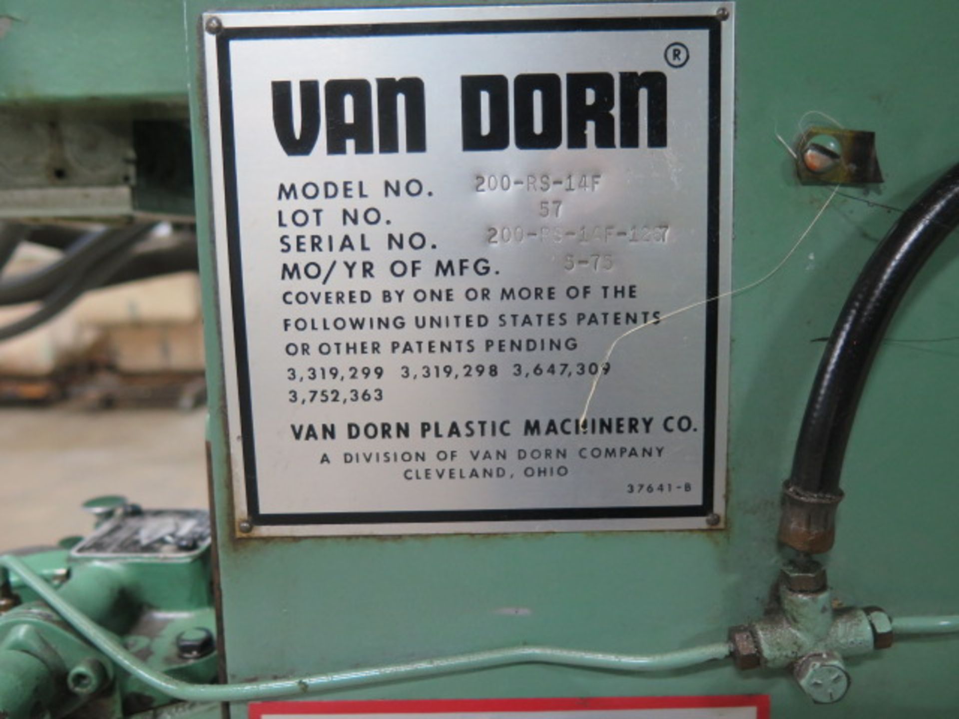 Van Dorn 200-RS-14F 200-Ton Plastic Injection Molding s/n 1267 w/ Van Dorn Controls, SOLD AS IS - Image 15 of 15