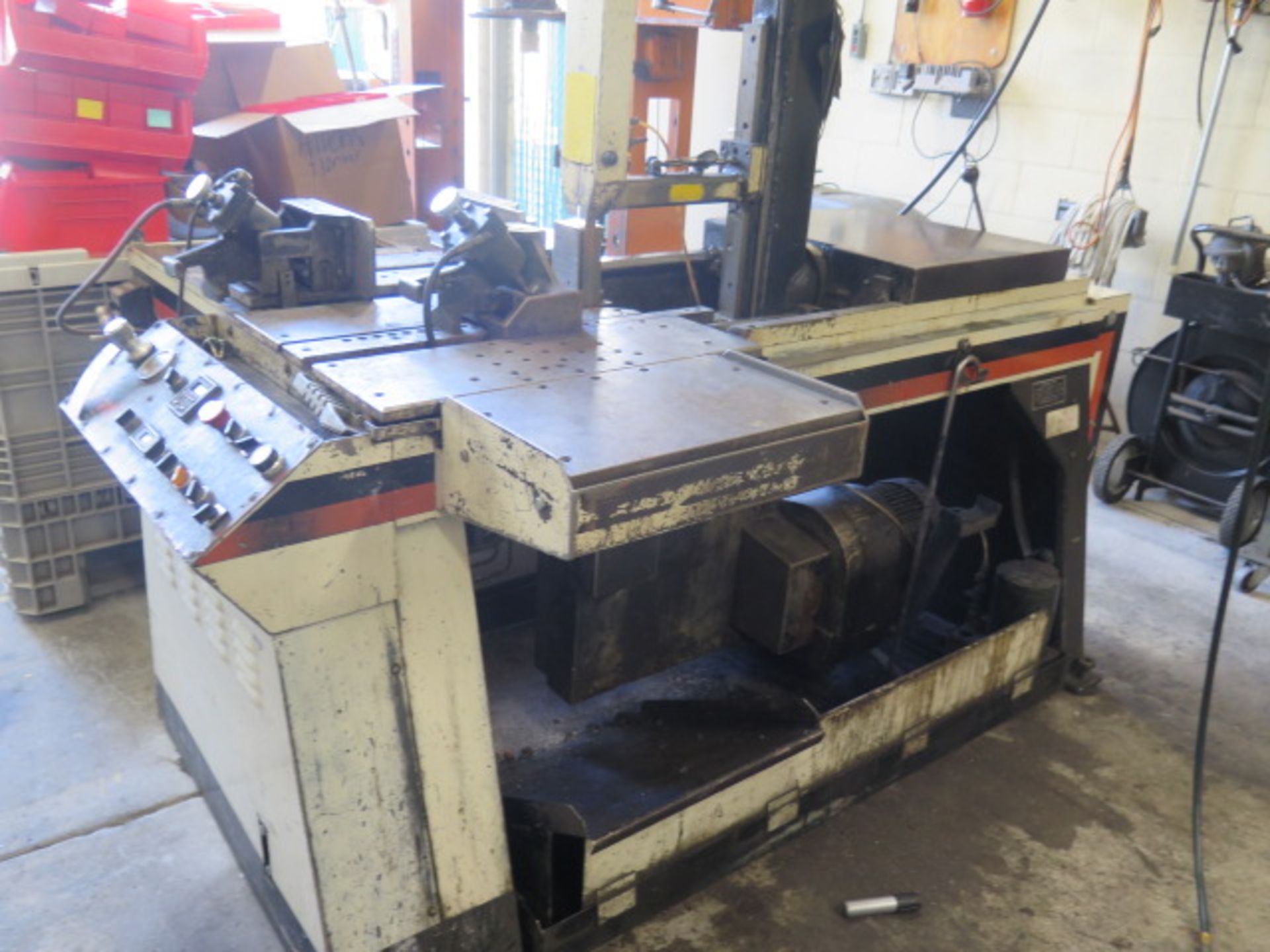 Marvel mdl. V10A2 Vertical Band Saw s/n 170010-W w/ Hydrailic Clamping,Coolamt, Conveyor, SOLD AS IS - Image 4 of 14