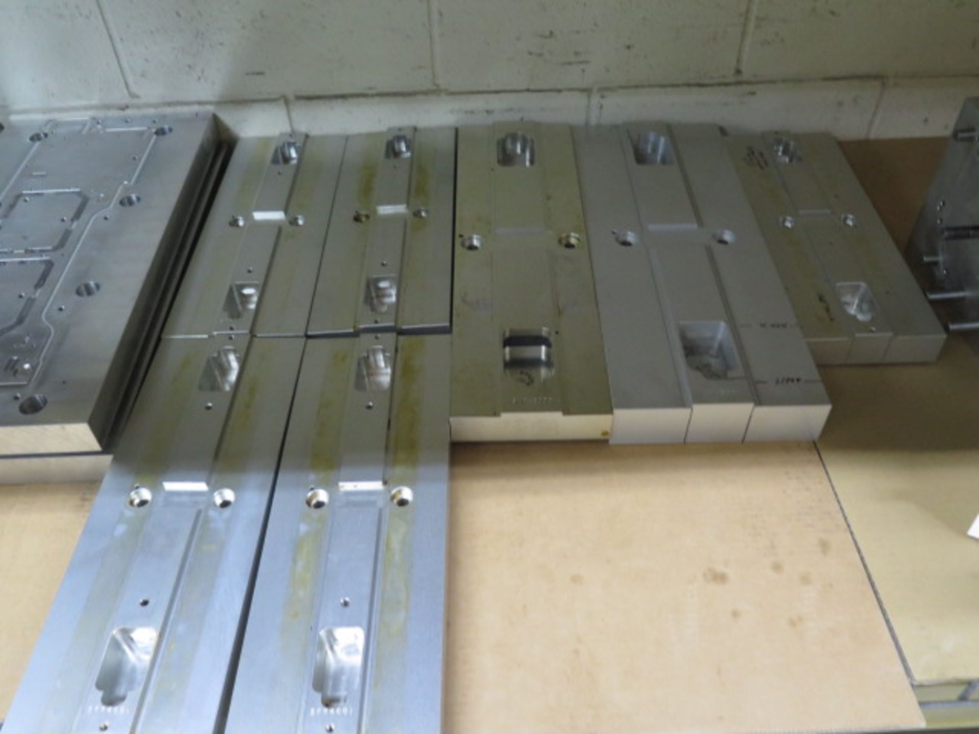 Toolex Blank Jaws and Aluminum Fixture Plates (SOLD AS-IS - NO WARRANTY) - Image 2 of 6