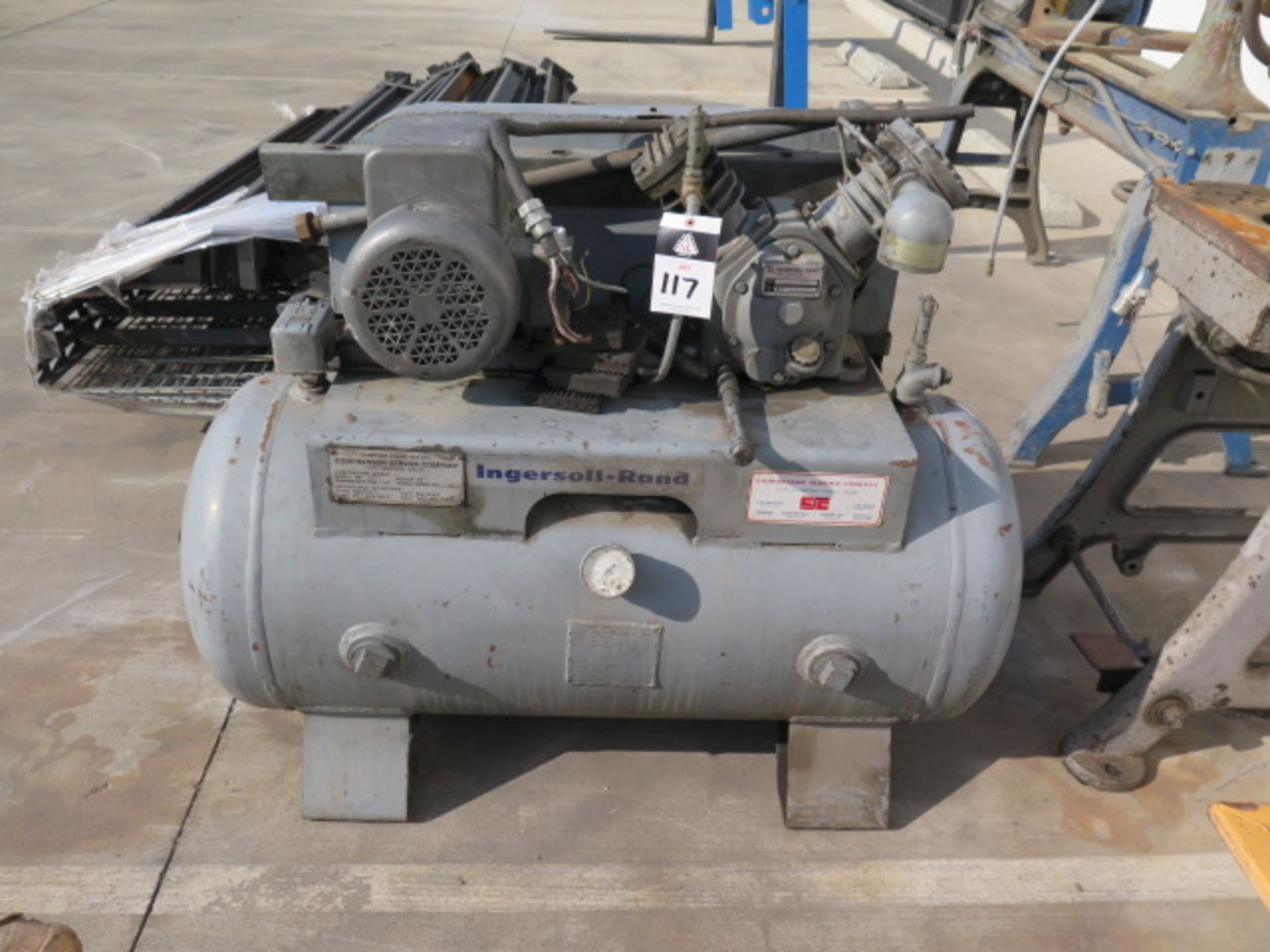 Ingersoll Rand 3Hp Horizontal Air Compressor w/ 2-Stage Pump, 60 Gallon Tank (SOLD AS-IS - NO