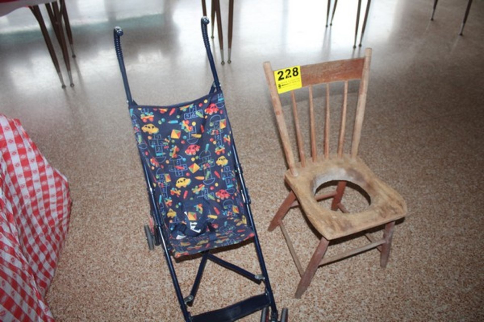 POTTY CHAIR AND STROLLER