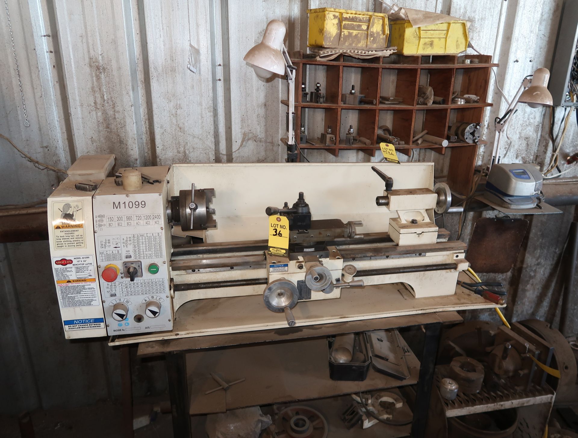 2016 SHOP FOX MDL. 1099, 10" X 26" BENCHTOP LATHE W/TOOLING, SN. 1620044