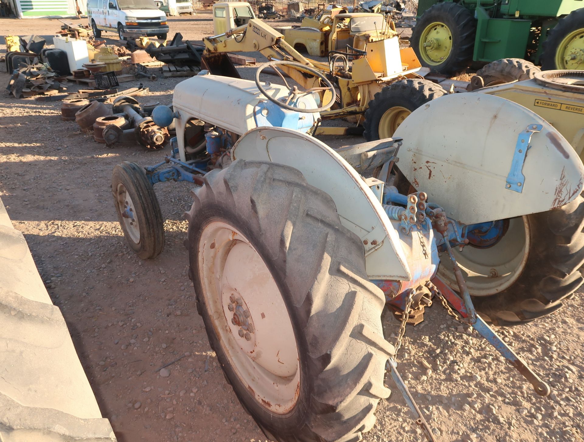 FORD 8N TRACTOR, SN. 238927 - Image 4 of 6