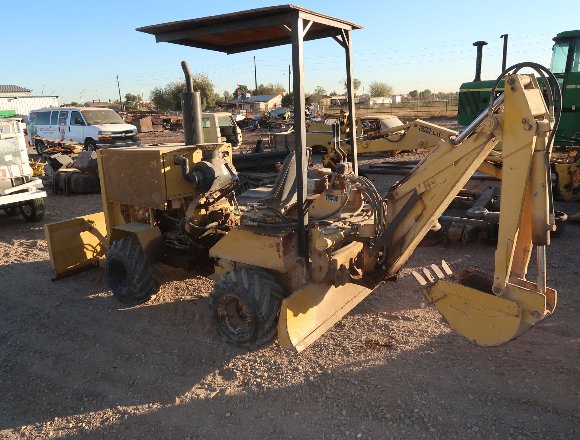 DAVIS MDL. L15SP01 BACKHOE/DOZER W/BACKFILL BLADE, SN. P1514933 - Image 4 of 7