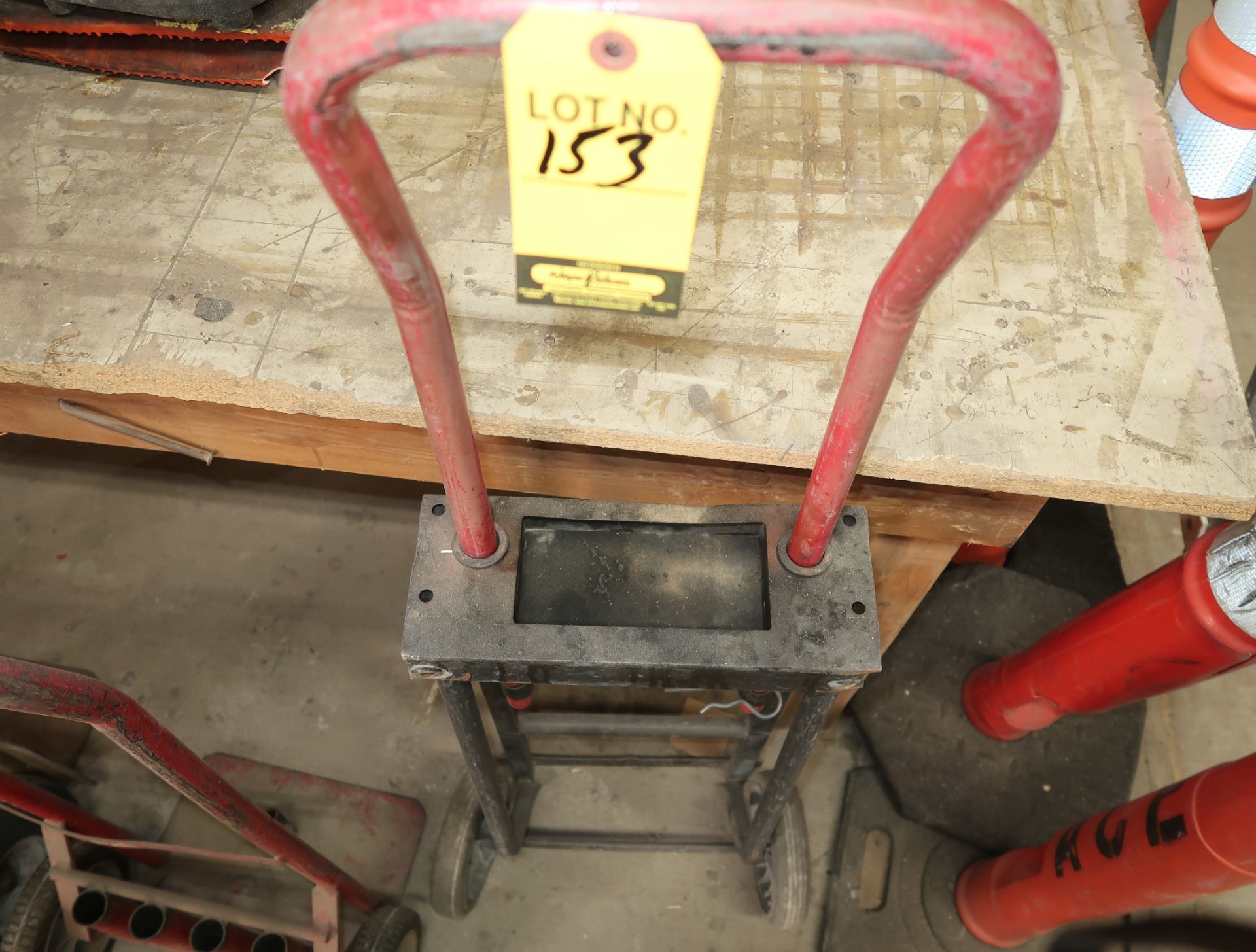 HEAVY DUTY HAND TRUCK