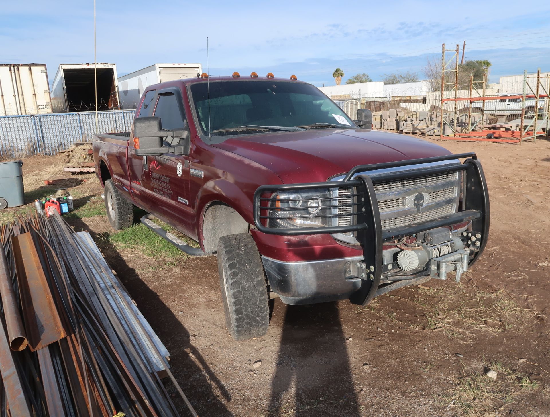 2005 FORD F-250 XLT SUPER DUTY VIN: 7FTSX21P45EC90152 (NON-RUNNER) - Image 2 of 10