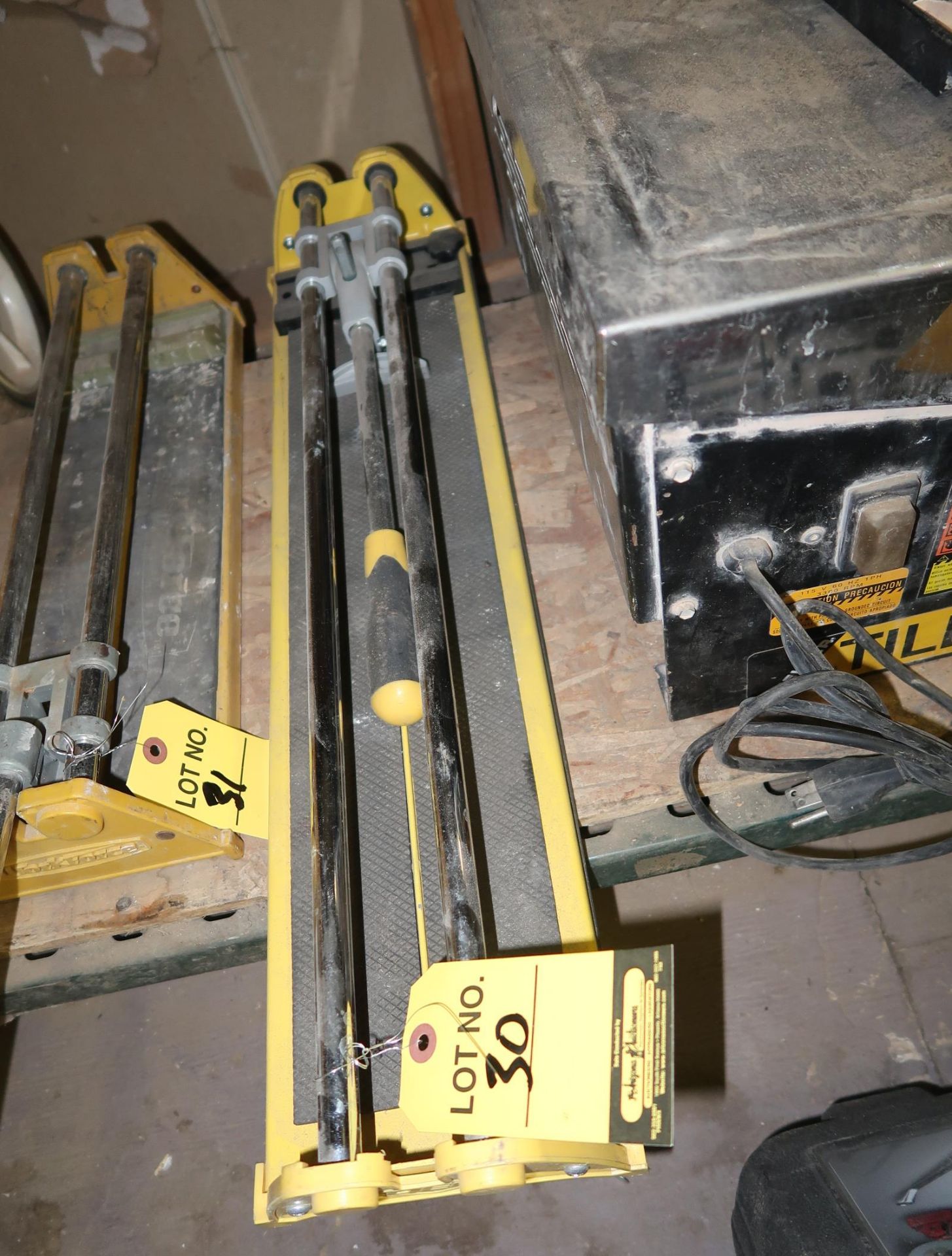 QEP MANUAL TILE CUTTER 20"