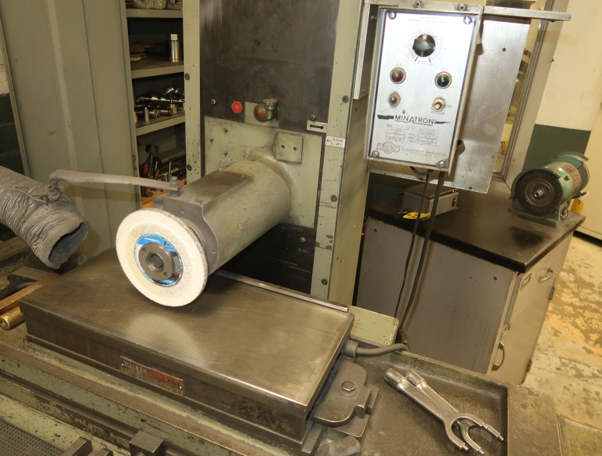 MITSUI SURFACE GRINDER W/ MINATRON MAGNETIC CHUCK CONTROL 8"X18" MDL. 250MH SN. 33082821 - Image 2 of 3