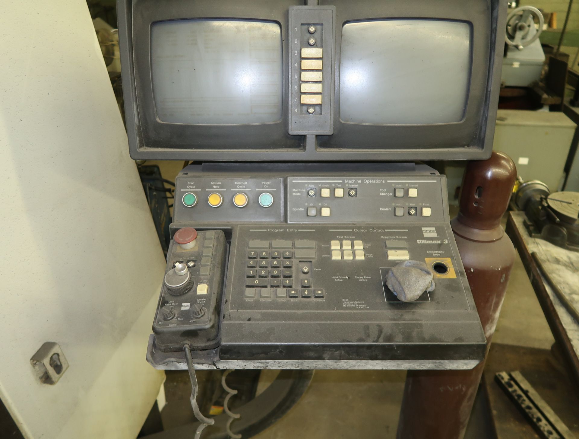 1997 HURCO BMC 4020 HT VERTICAL MACHINING CENTER, 2 AXIS DRO SN. 06222 (NEEDS REPAIR) - Image 2 of 6