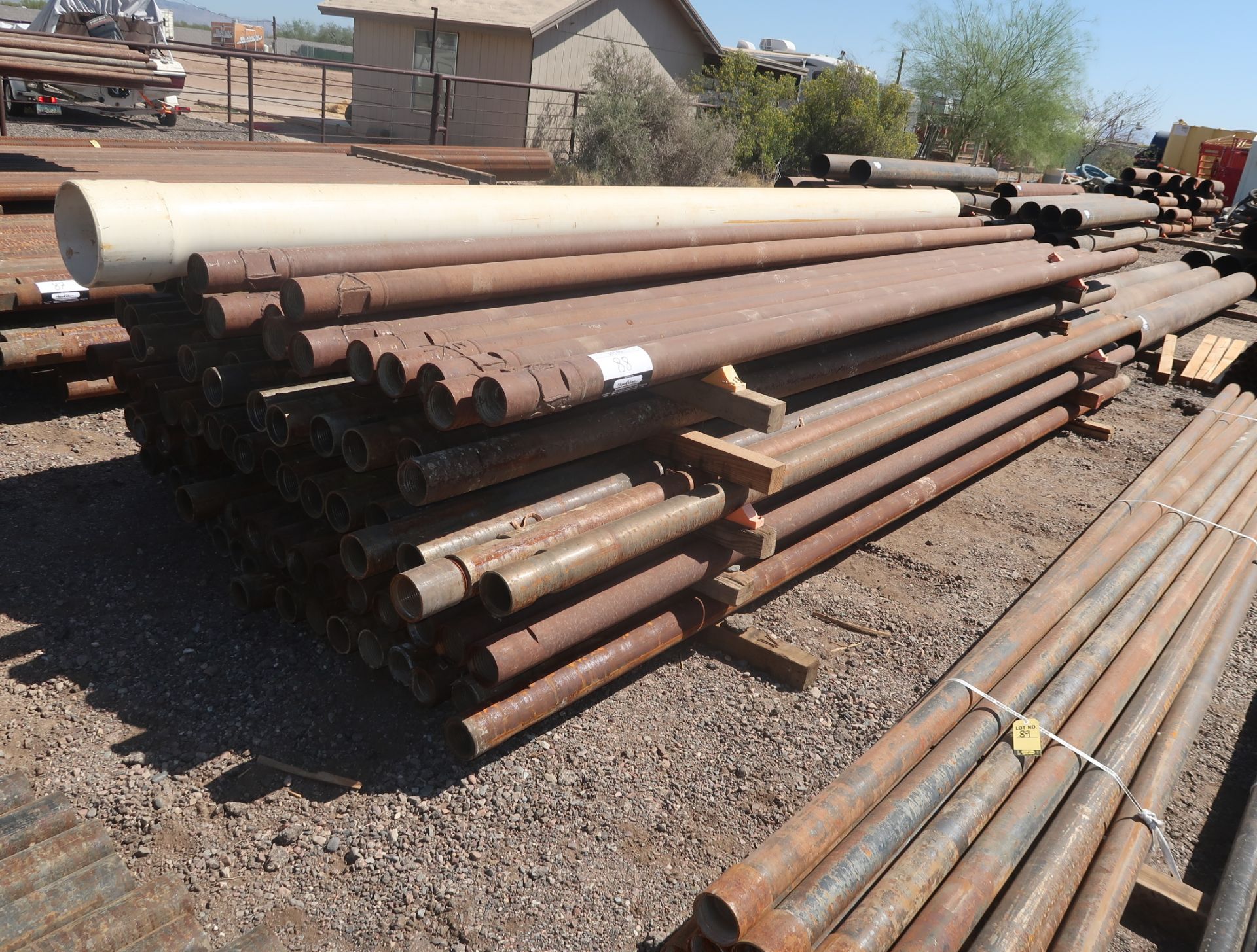 4 1/2" X 20' DRILL SYSTEMS REVERSE DRILL RODS (55)