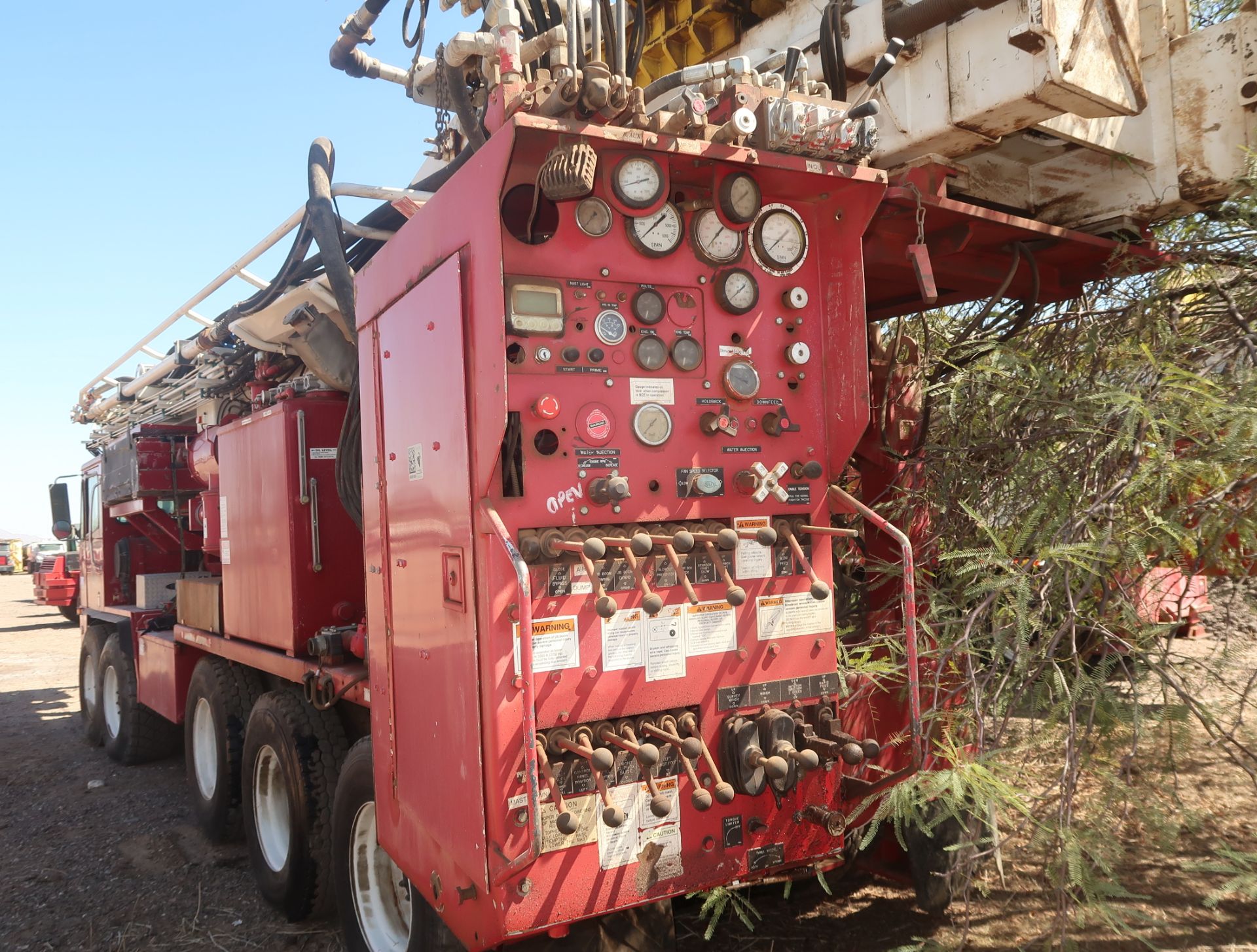 2006 SCHRAMM T-130XD DRILL RIG, SN. J130-0154 MOUNTED ON CRANE CARRIER, VIN. 1CYDGV6846T047562 - Image 13 of 19
