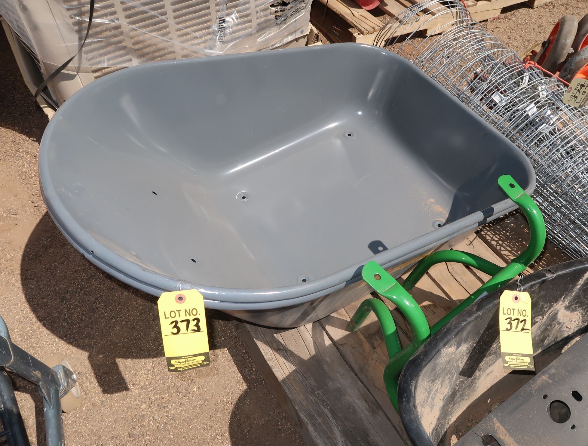 2 TRUE TEMPER WHEEL BARROW BUCKETS