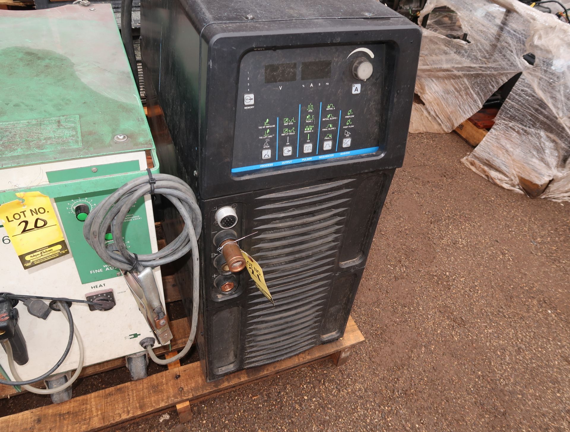 ARC WELDING POWER SOURCE SN. LE480308