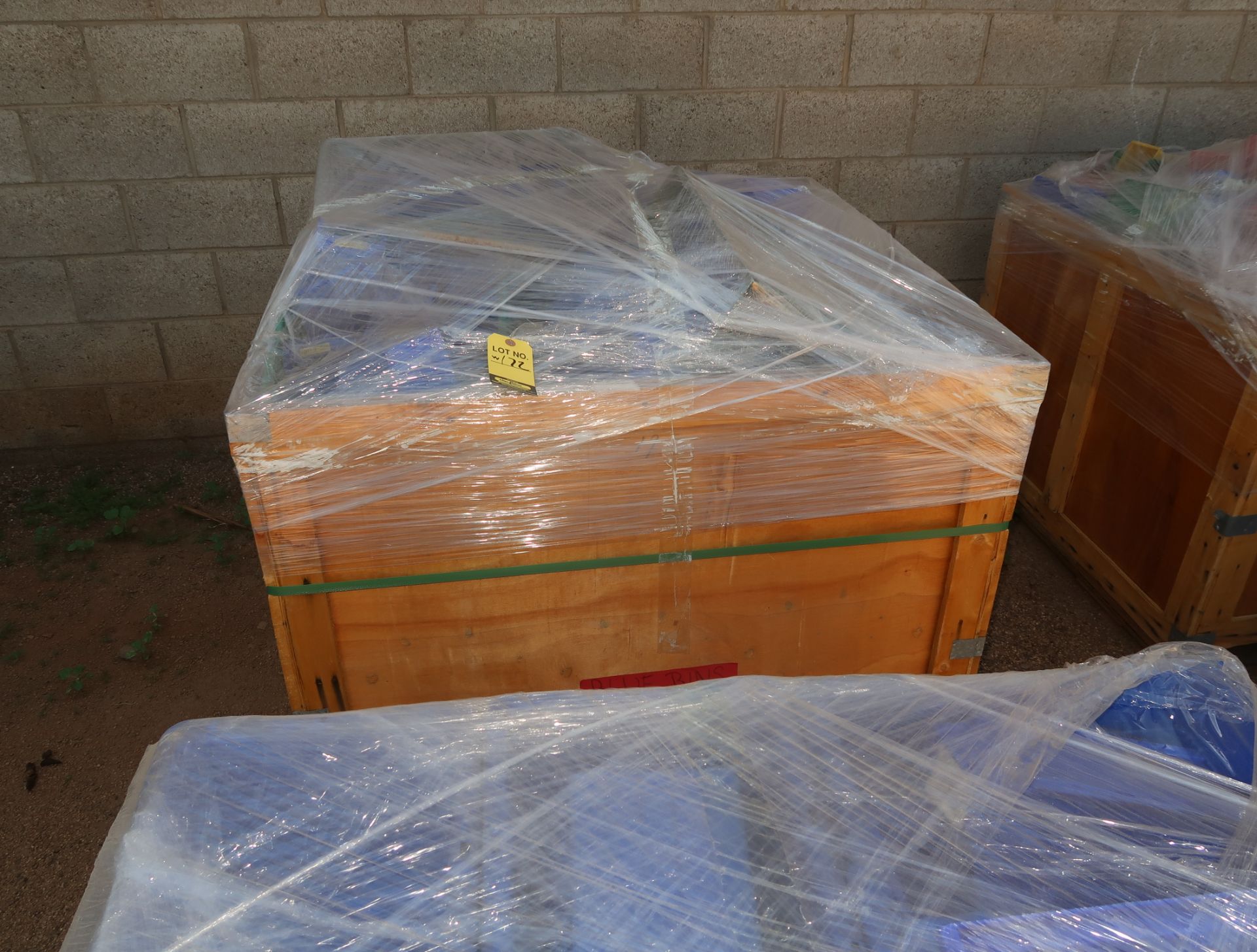 LOT (5) PALLETS 3"X8" PLASTIC STORAGE CONTAINERS - Image 3 of 6