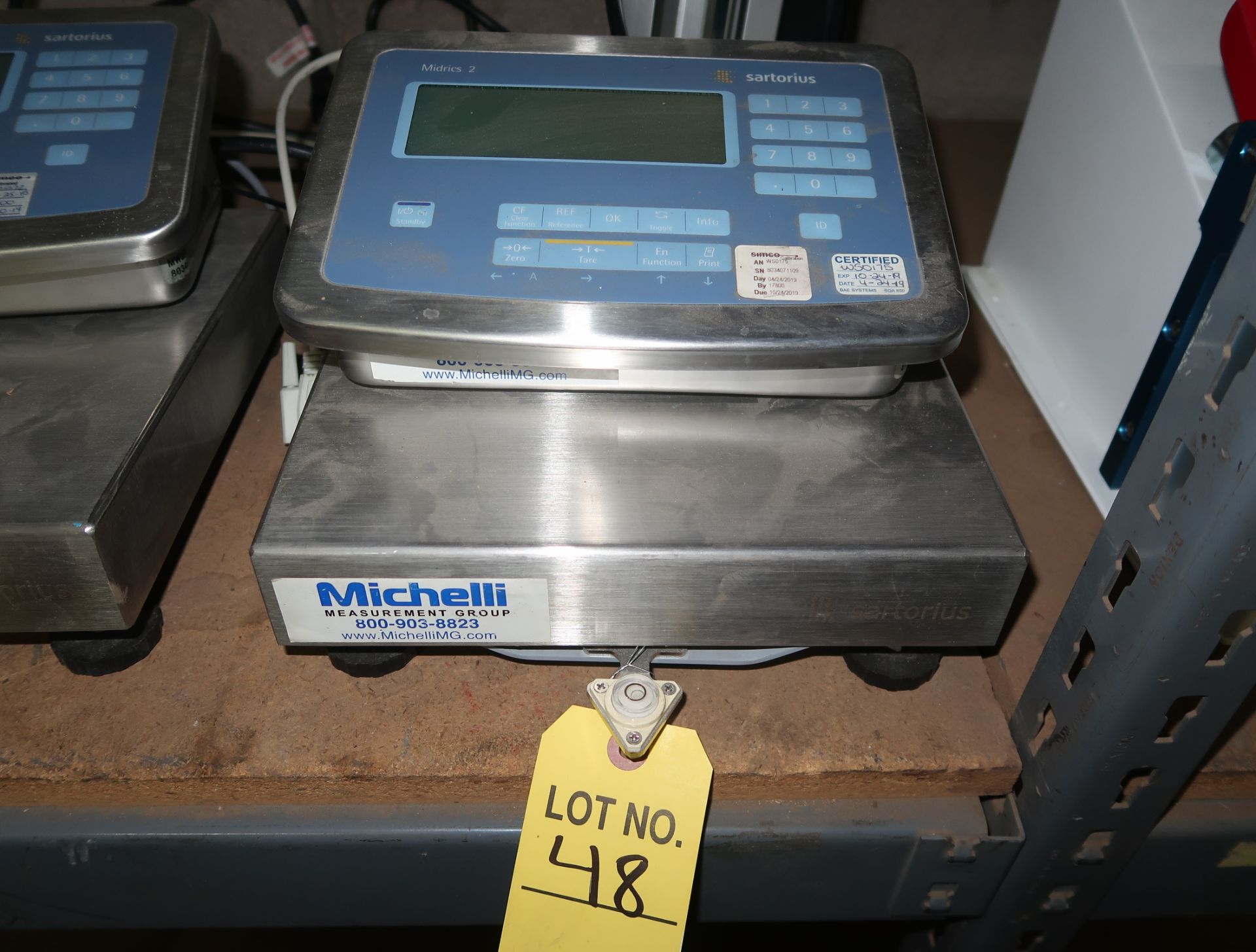 SARTORIUS SCALE W/ DIGITAL READ OUT