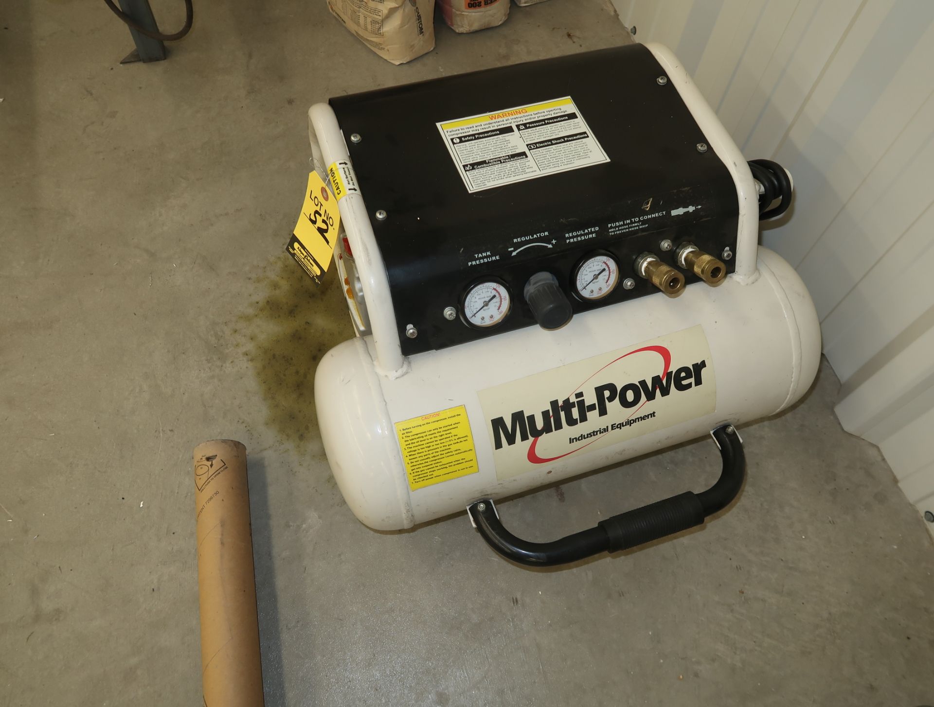 MULTIPOWER PORTABLE AIR COMPRESSOR MDL. TD-2516HN, SN. 01260