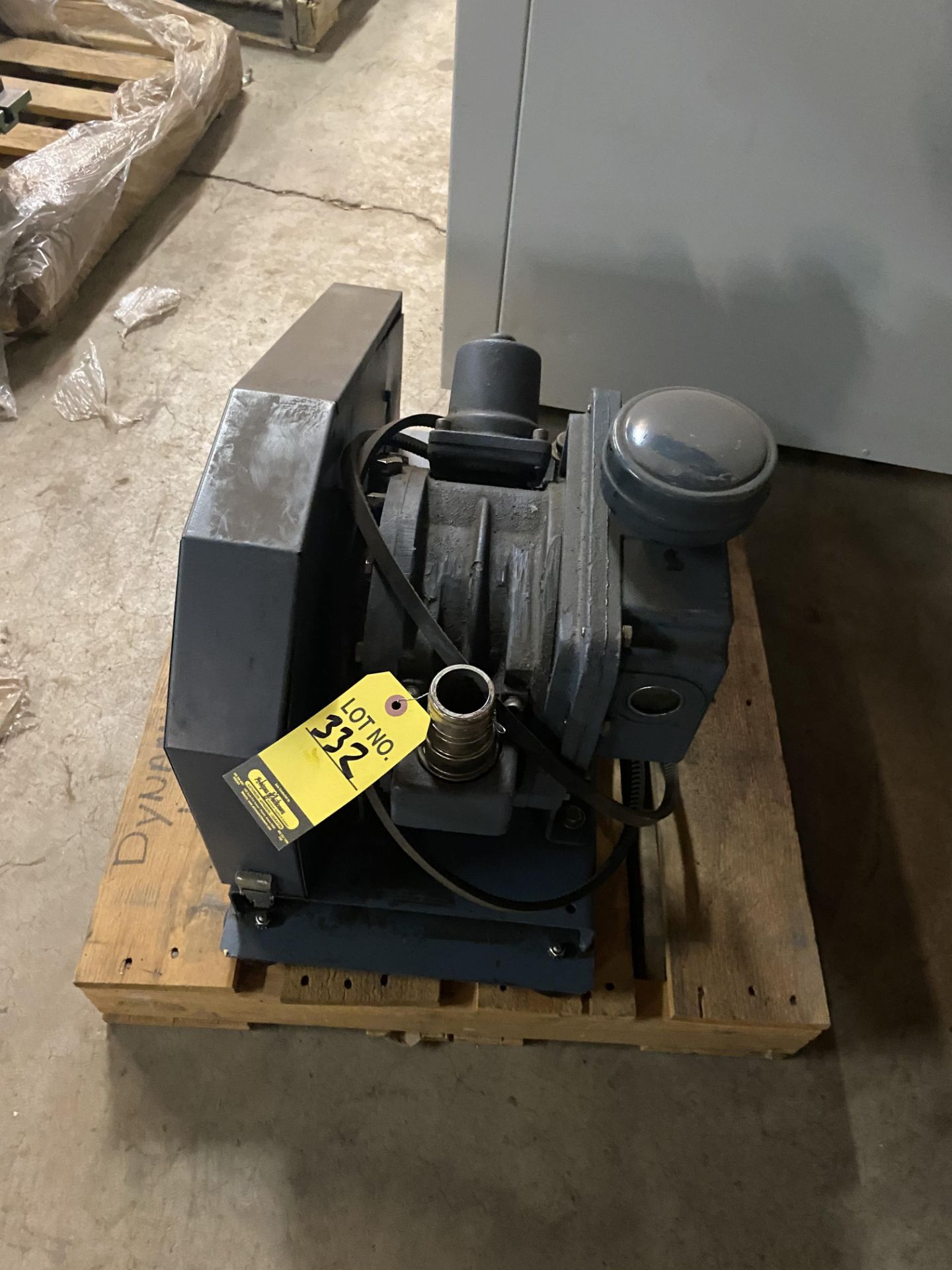 WELCH MDL. 1374 DUO SEAL VACUUM PUMP - Image 3 of 3