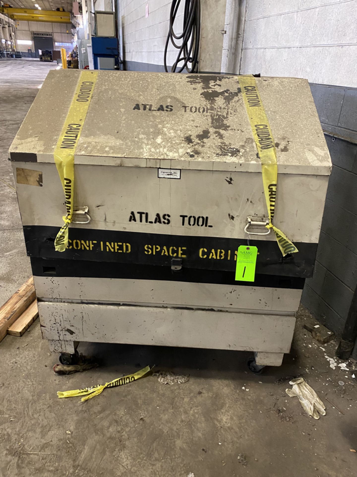 Metal rolling tool box and contents