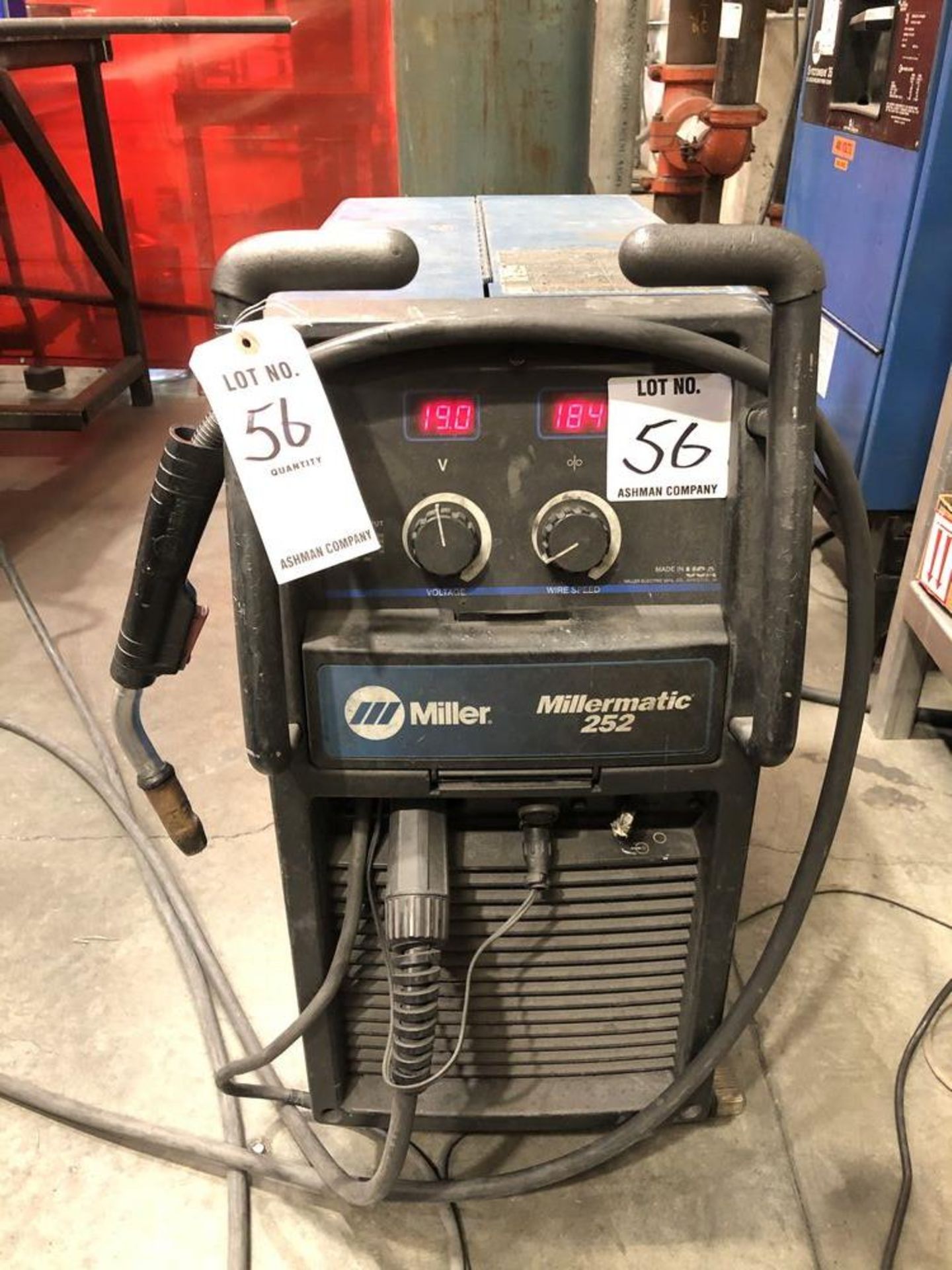 (1) MILLER MILLERMATIC 252 WIRE FEED WELDER- S/N- LJ350223B