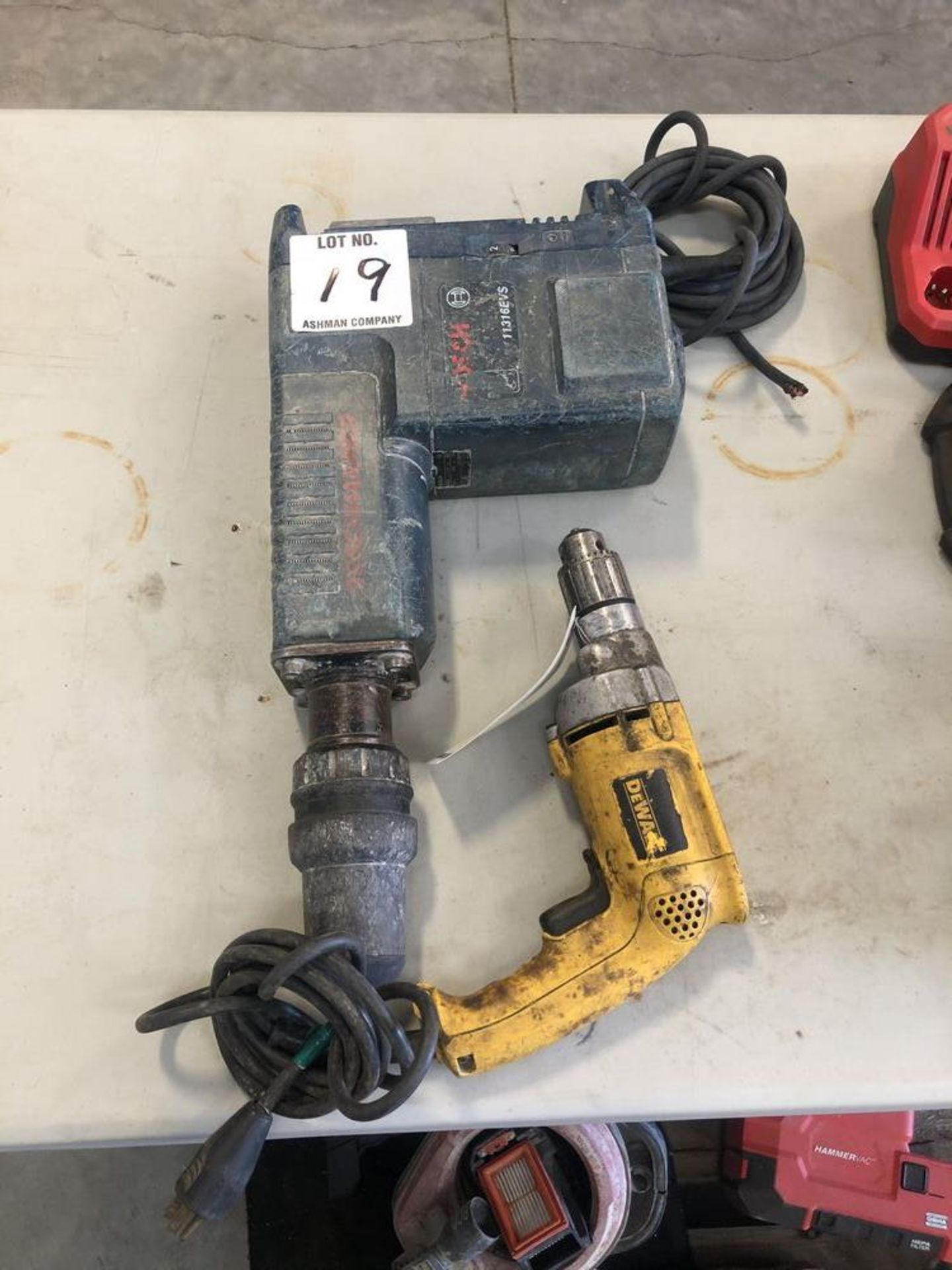 (2) (1) BOSCH 11416EVS ROTARY HAMMER (1) DEWALT 1/2” VSR DRILL