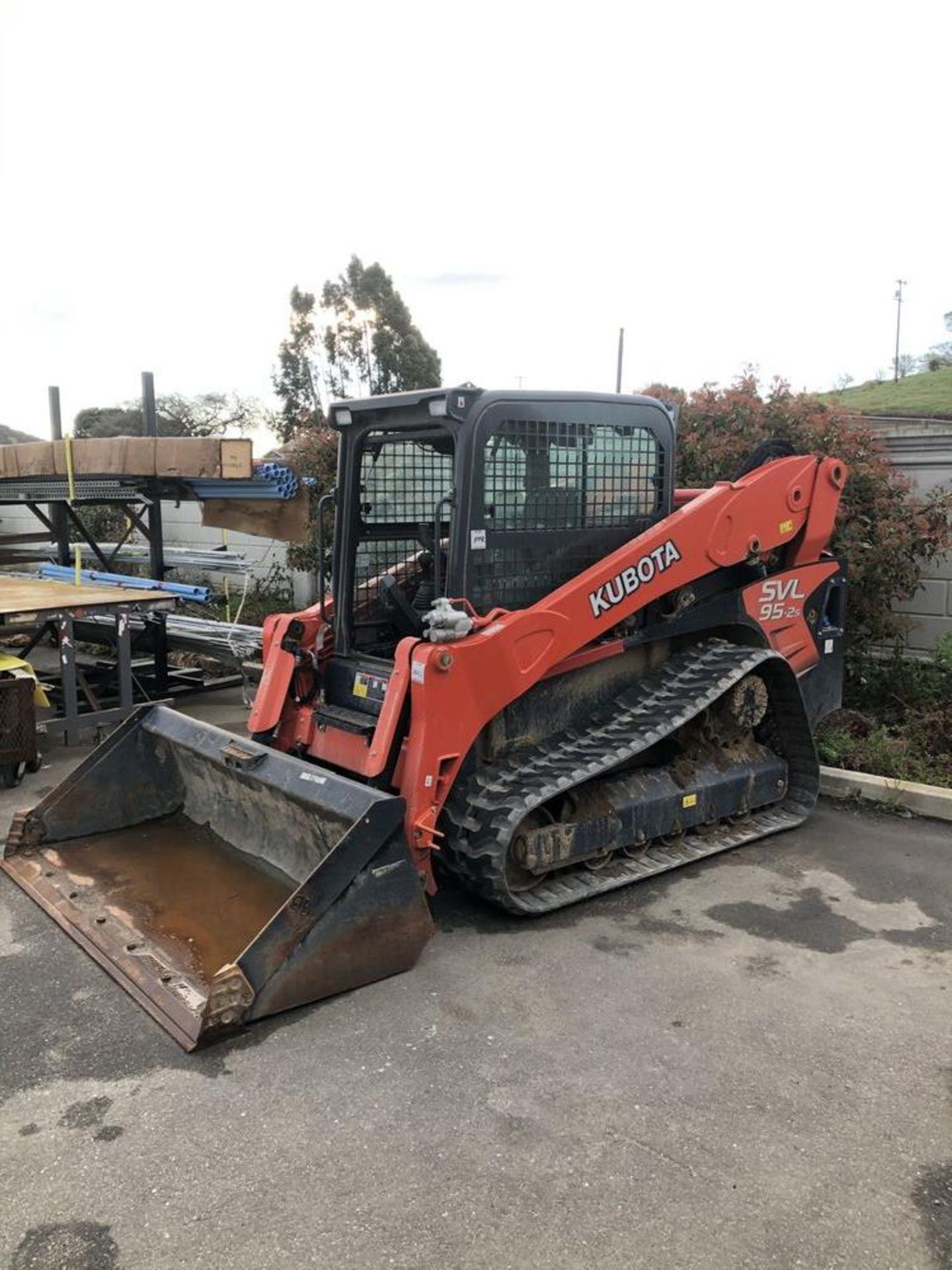 (1) 2018 Kubota SVL95-2S Skid Steer- tracks, enclosed cab, heat/ac, 84” 4/1 multi purpose bucket,