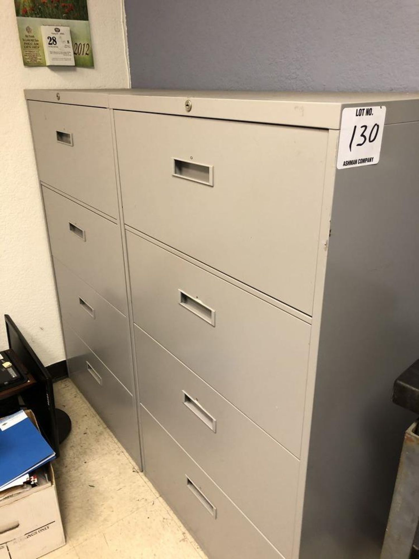 (LOT) (3) DESKS (4) FILE CABINETS