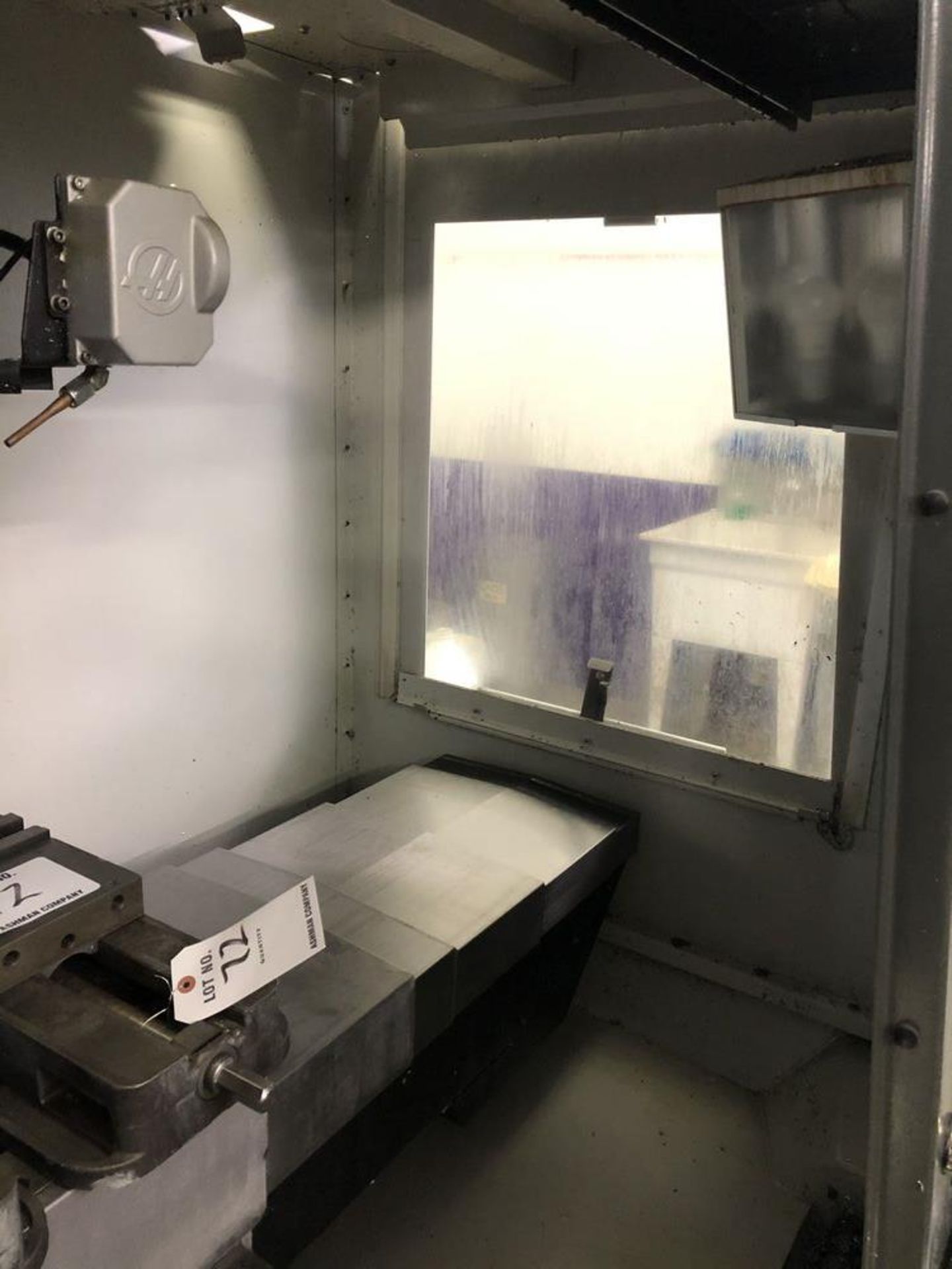 (1) 2013 Haas VF2-SS CNC Vertical Machining Center- 36”x18” table, haas cnc control, 30 hp spindle - Image 2 of 6