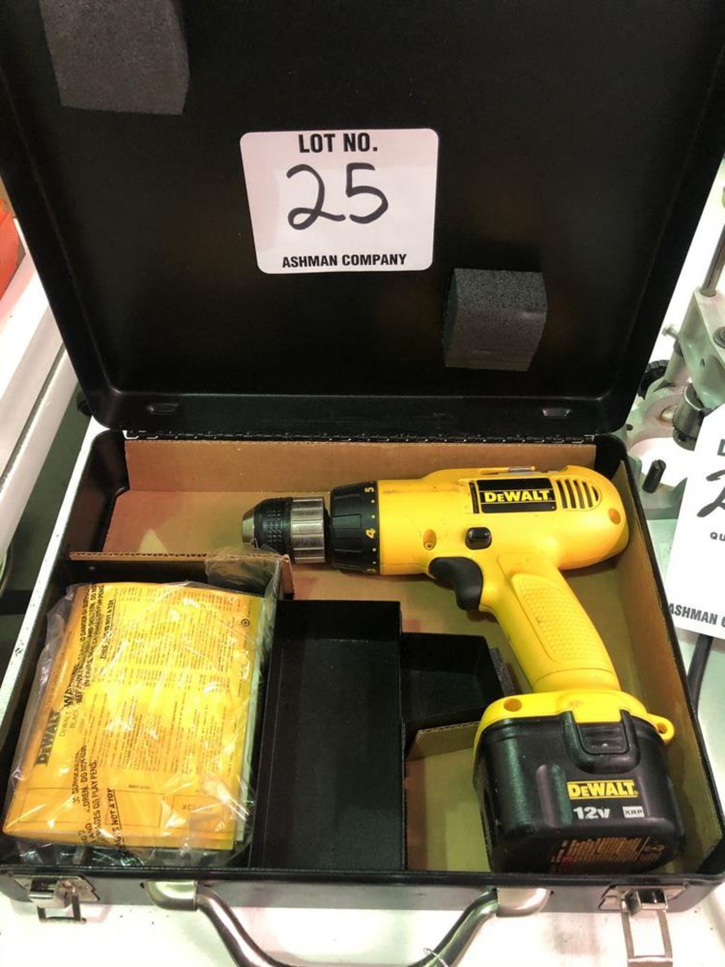 (1) DEWALT ELECTRIC DRILL