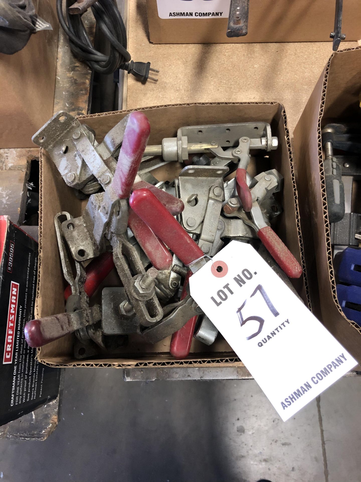 (LOT) TOGGLE CLAMPS