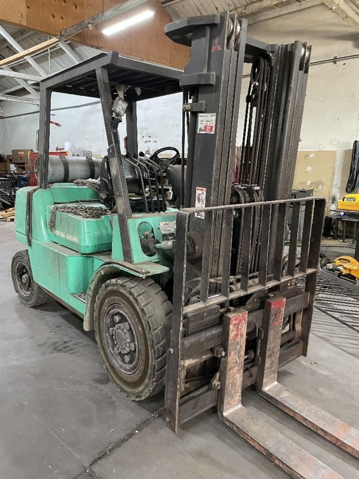 Mitsubishi FG40K1 Forklift- 8,000 lb cap, 3 stage mast, side shift, 42” forks, fork adjustment, - Image 2 of 2