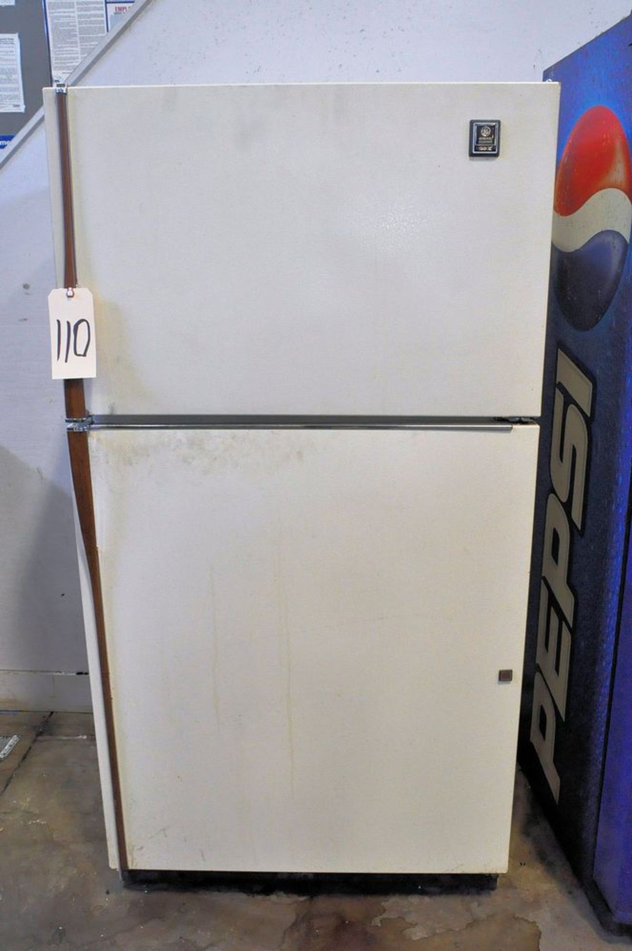 Lot-(1) General Electric Refrigerator, (1) Panasonic Microwave and