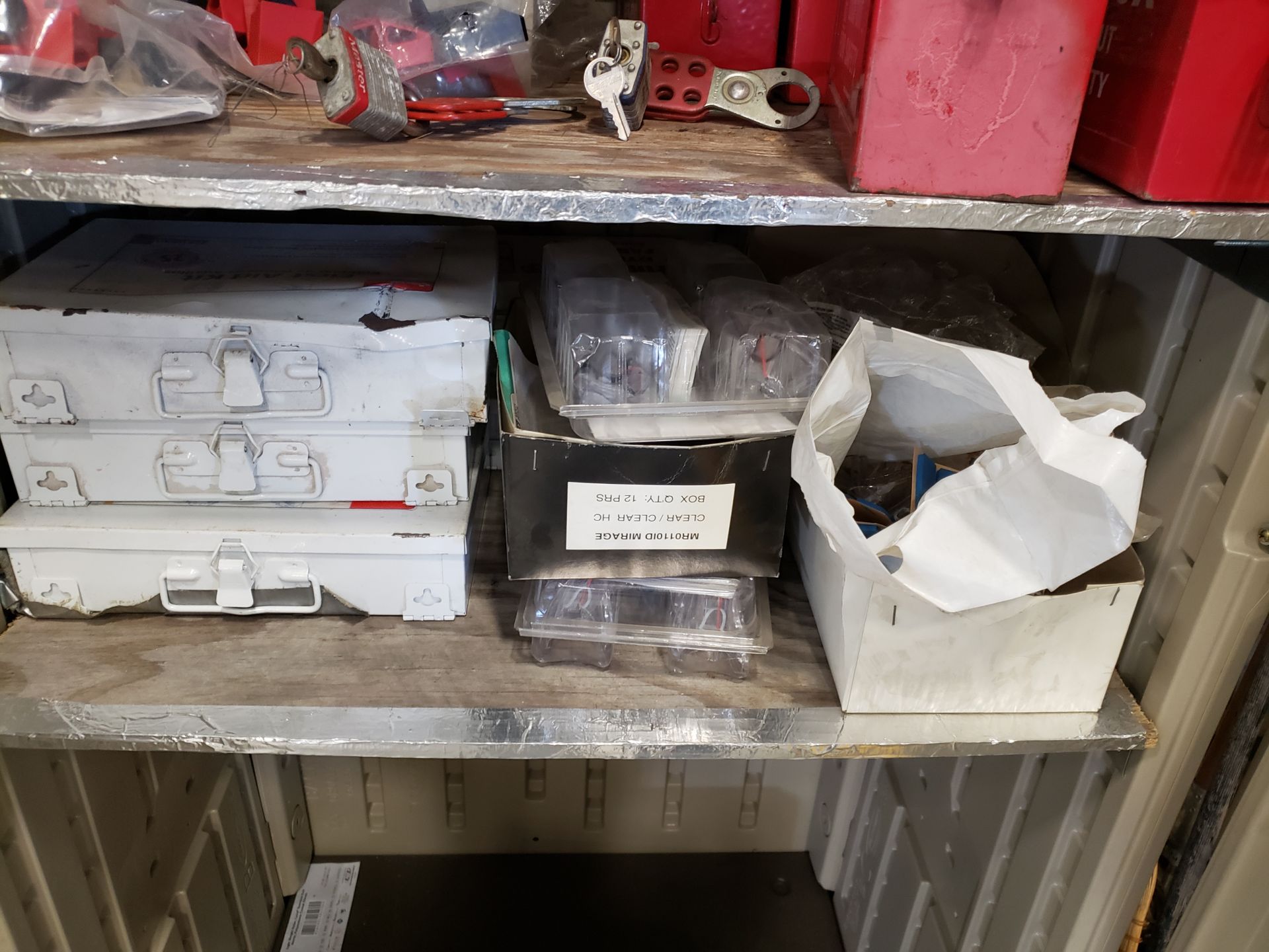Safety Cabinet With Contents - Image 4 of 6