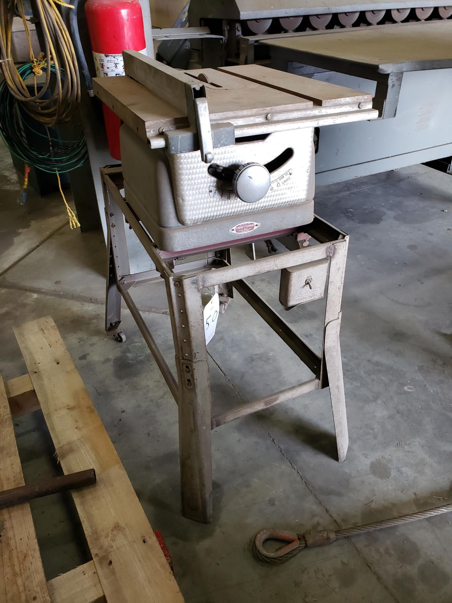 Craftsman Model 103.23833 Table Saw - Image 2 of 5